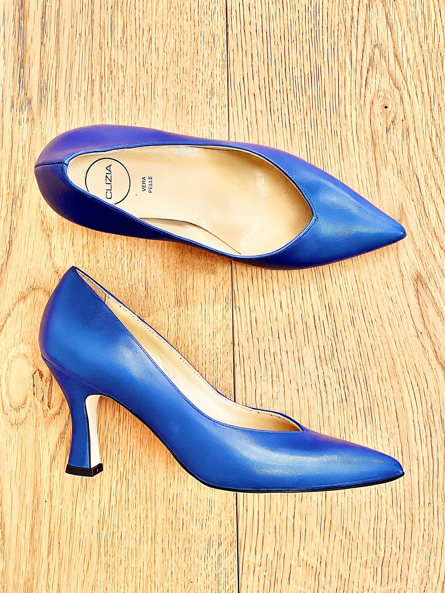 AMALIA LEATHER BLUETTE
