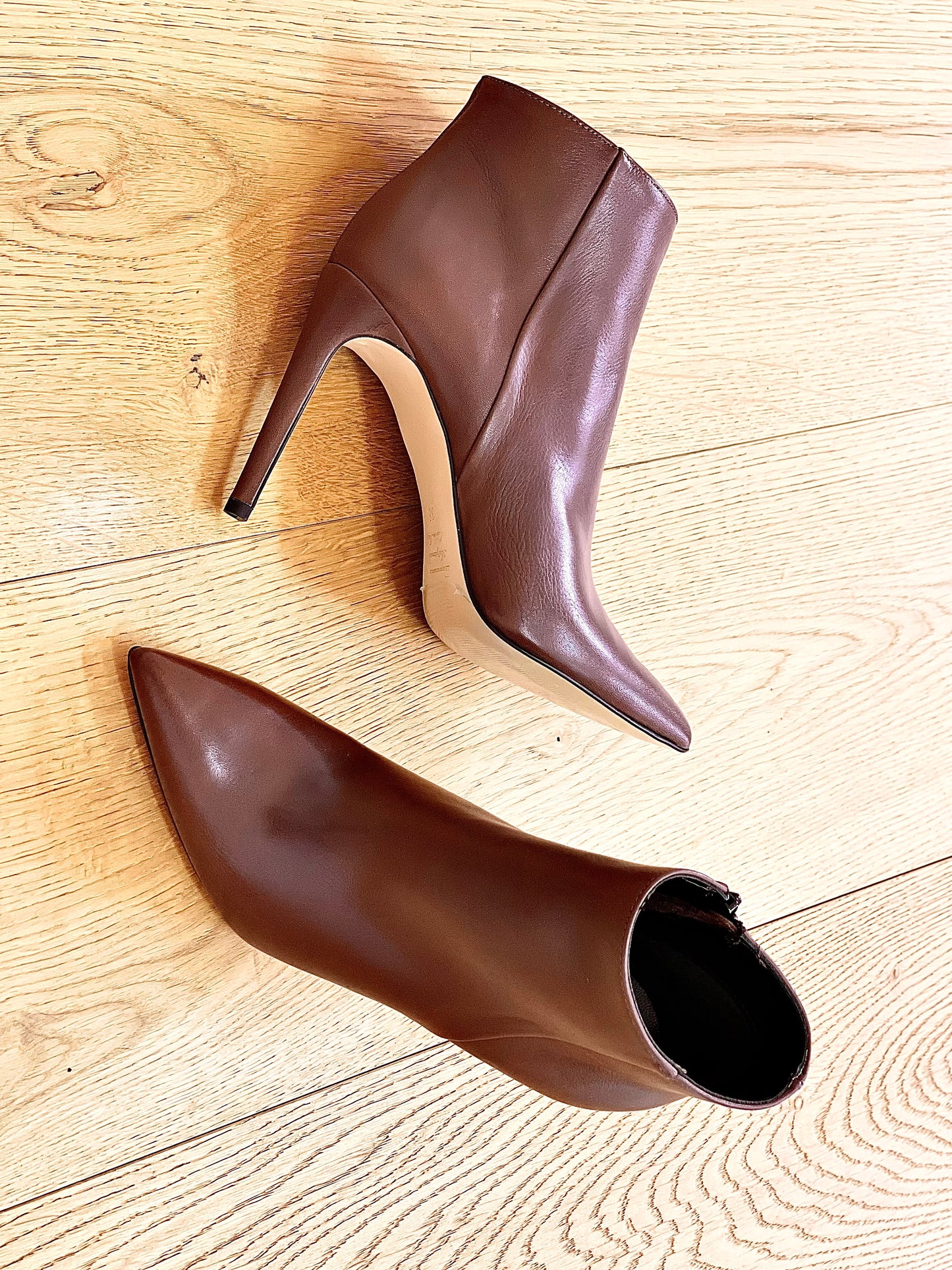 TITA LEATHER BROWN