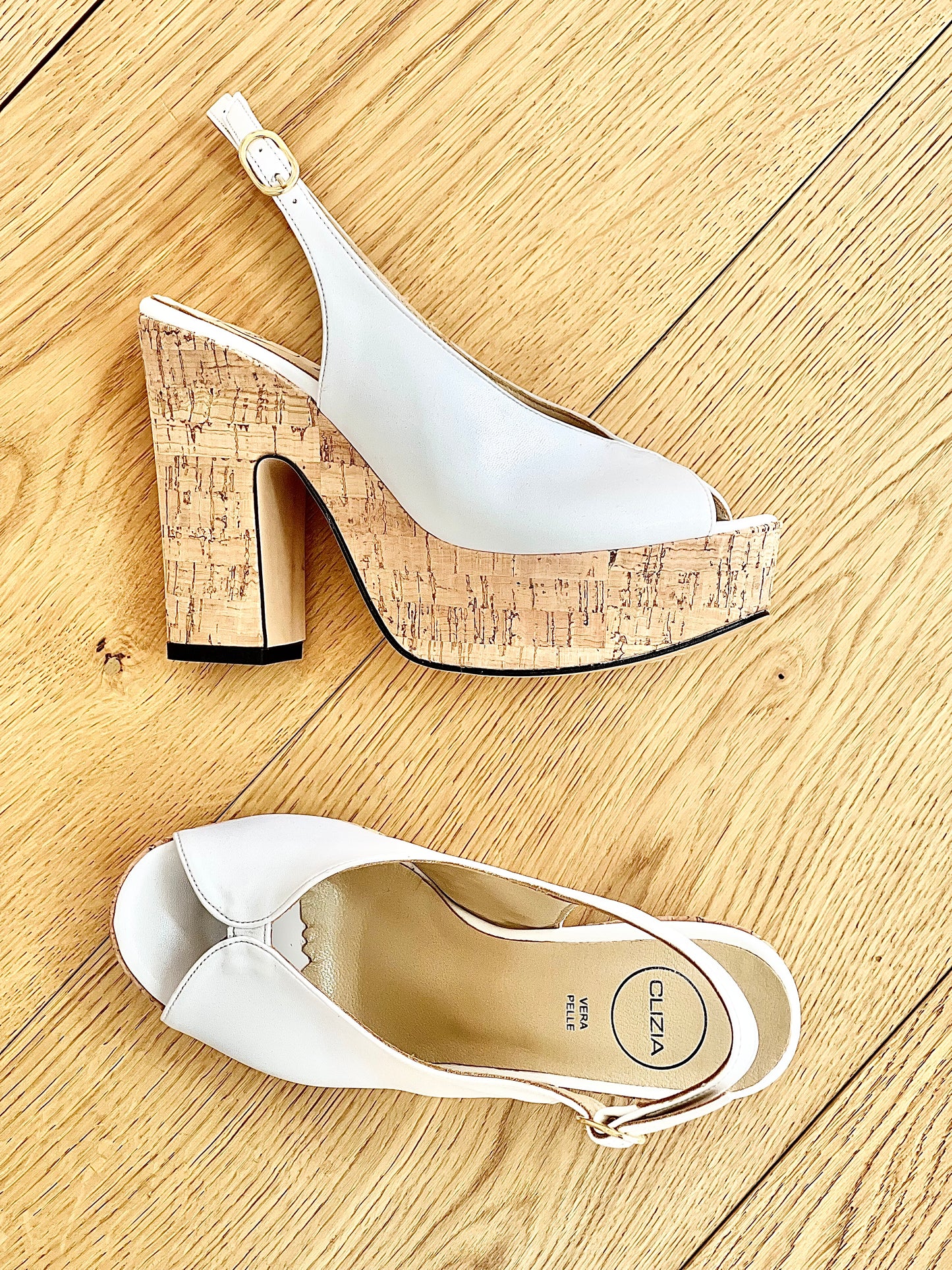 SEUL WHITE
