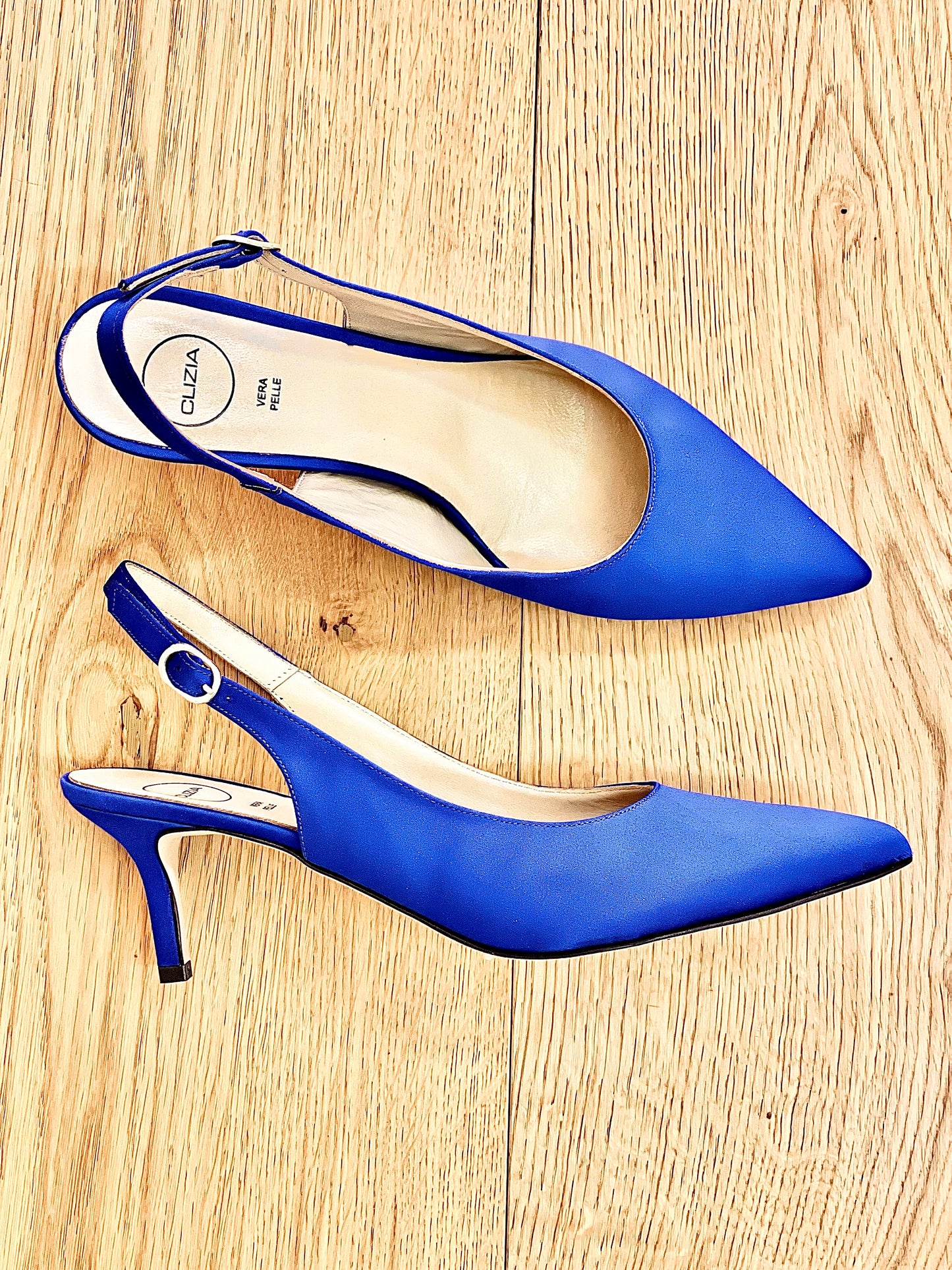 SONIA SATIN BLUETTE