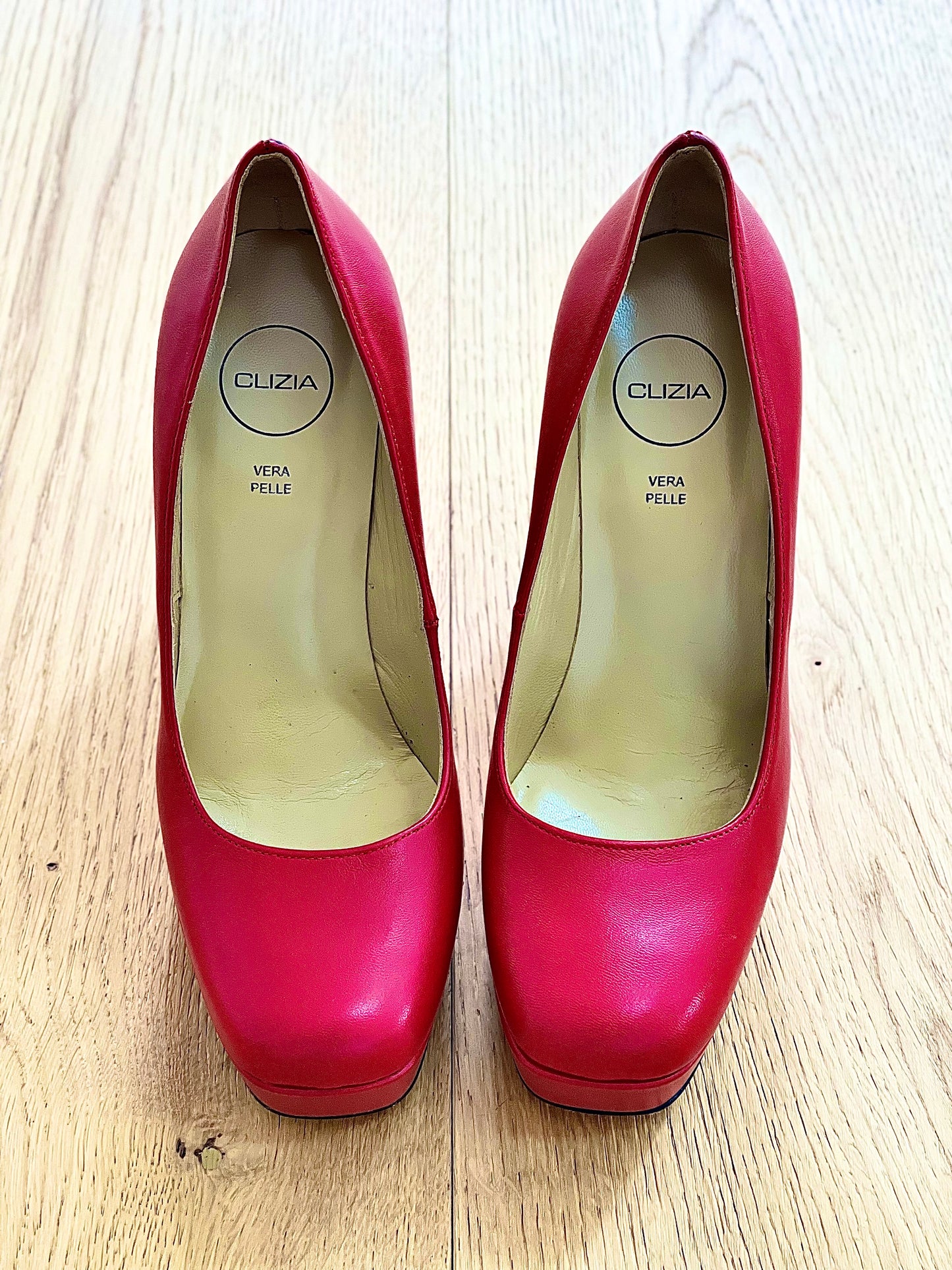 KATA LEATHER RED