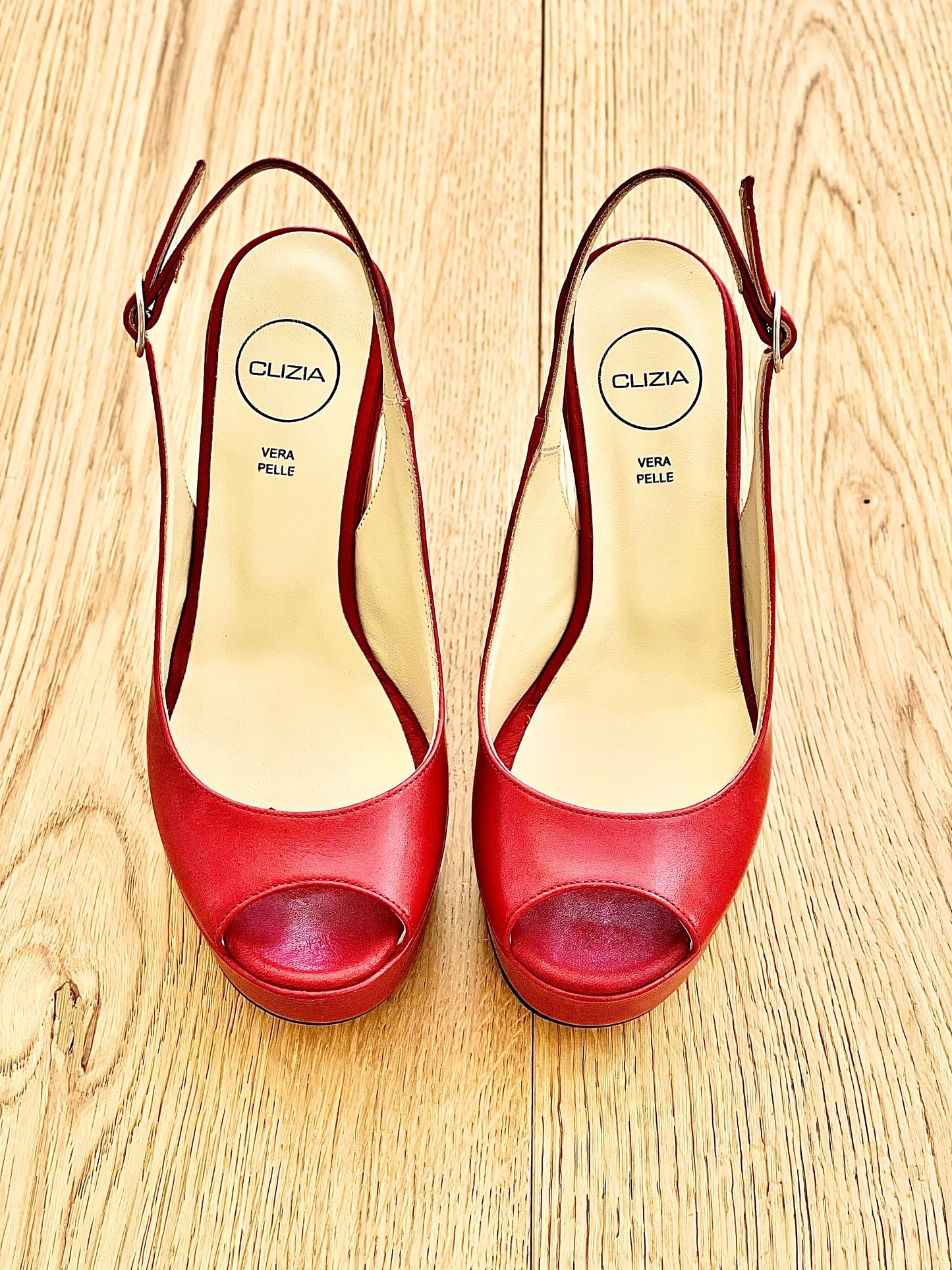 HELLEN LEATHER RED