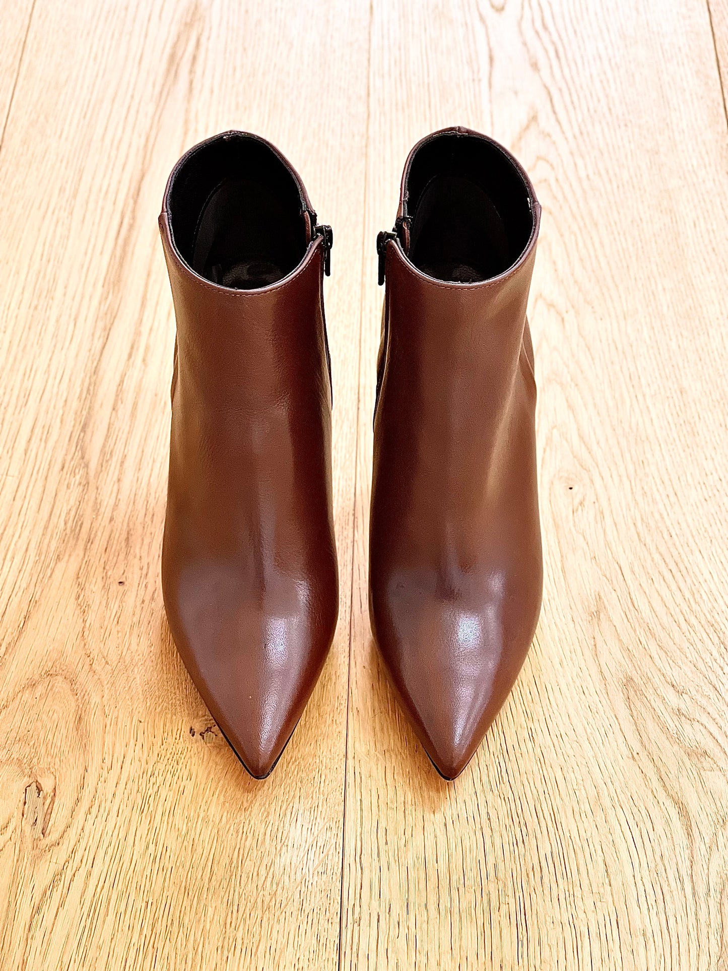 TITA LEATHER BROWN