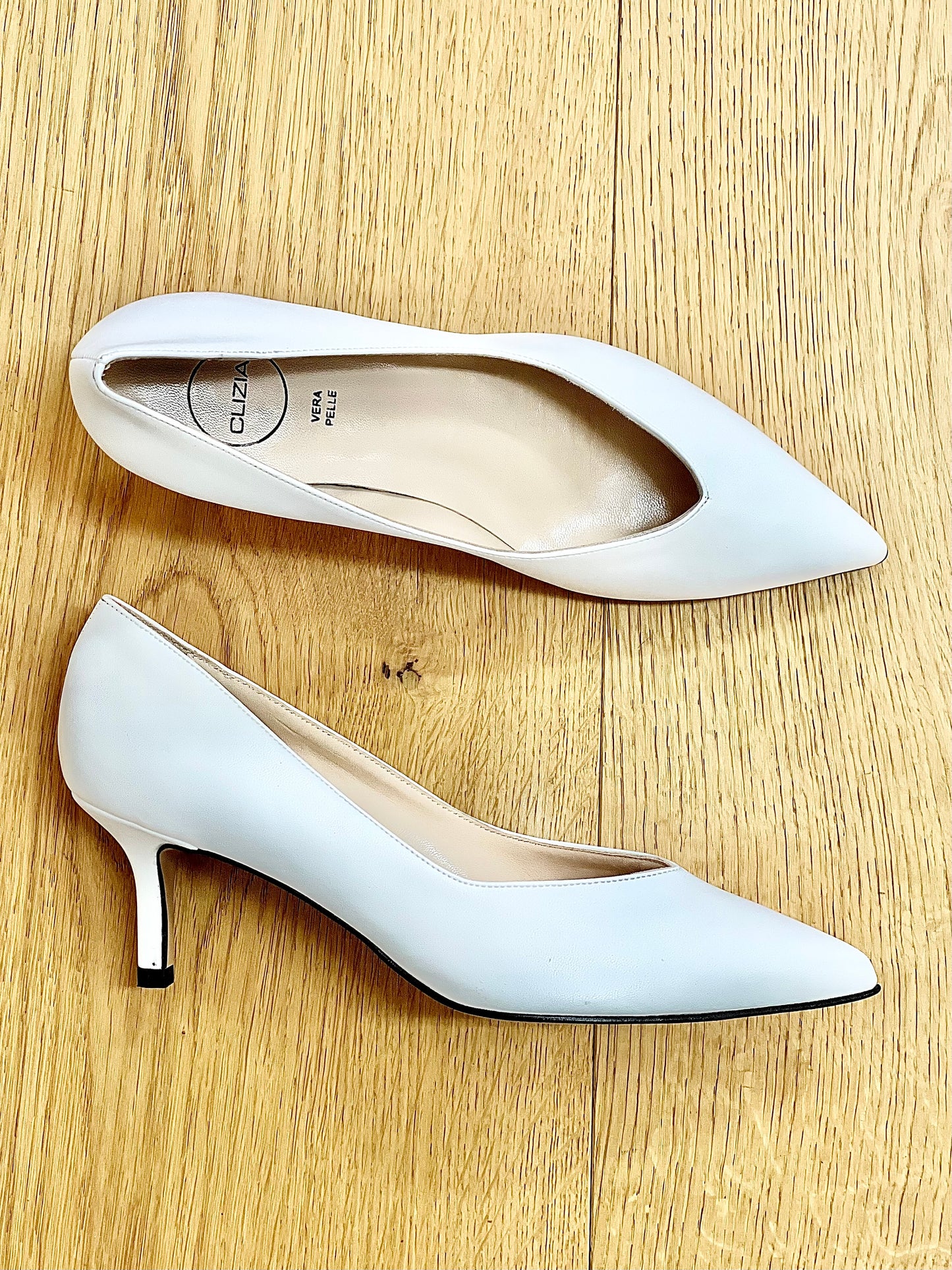 SUSAN LEATHER WHITE