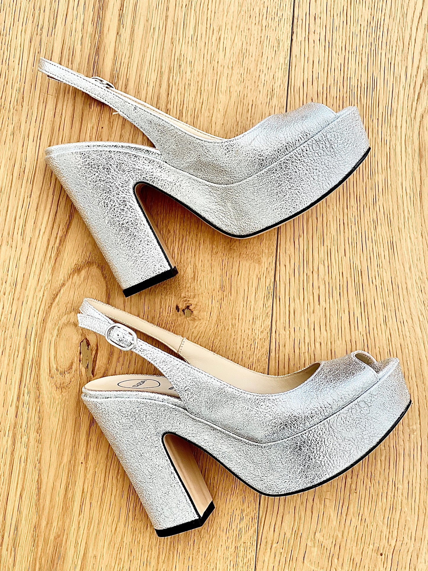 SILVER HELLEN