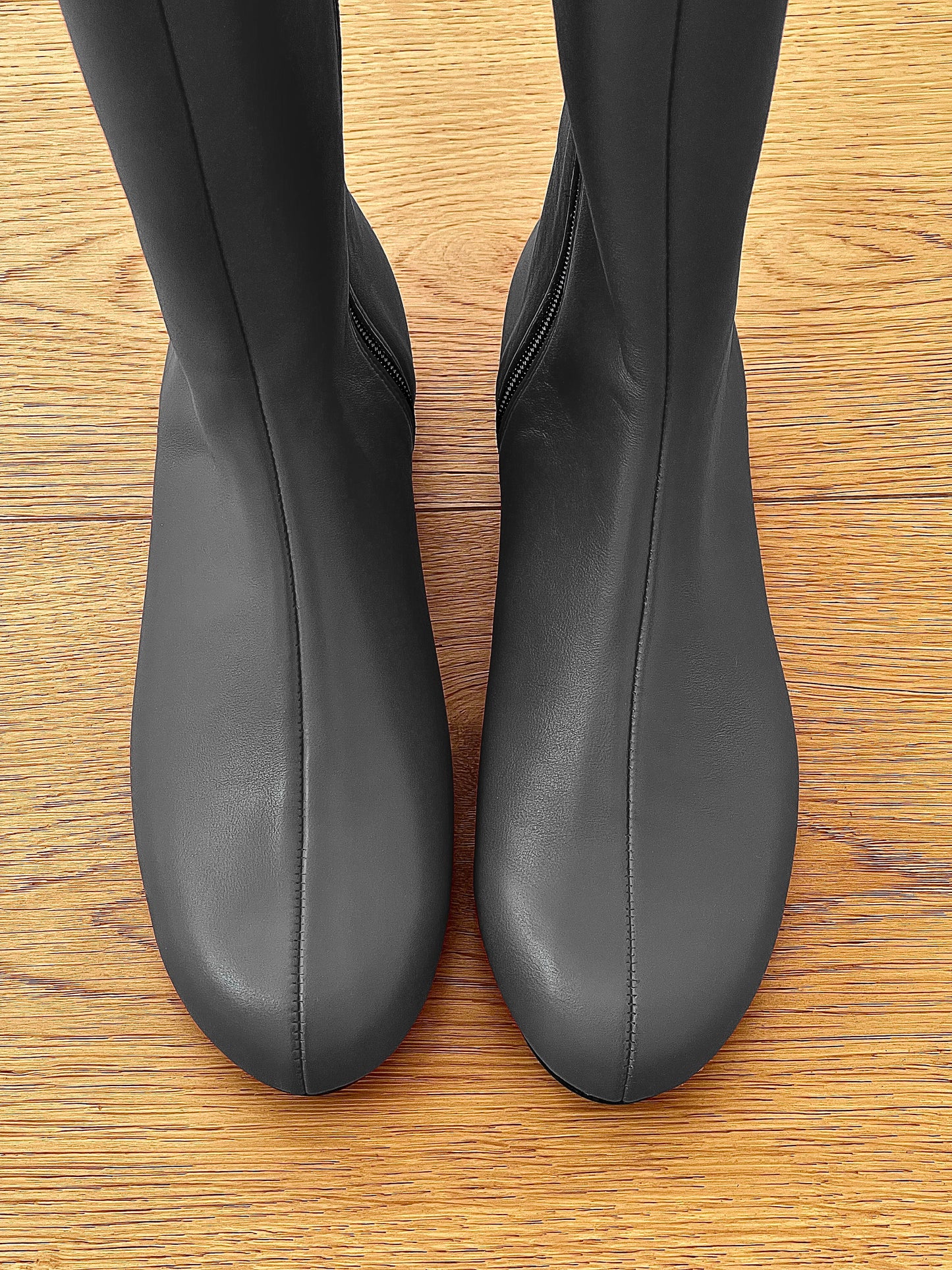 JONAS LEATHER CINZENTO