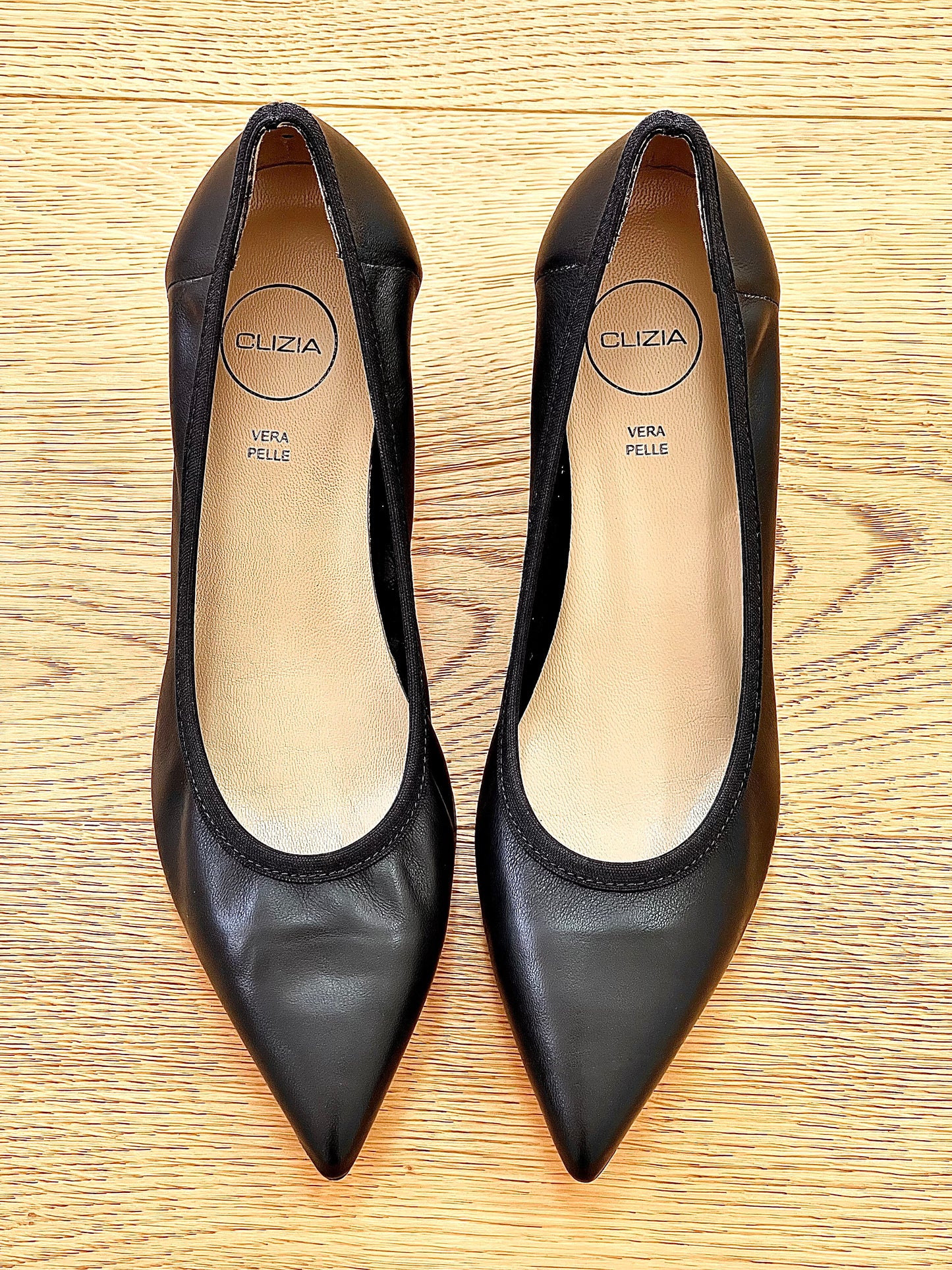 DARIA LEATHER PRETO