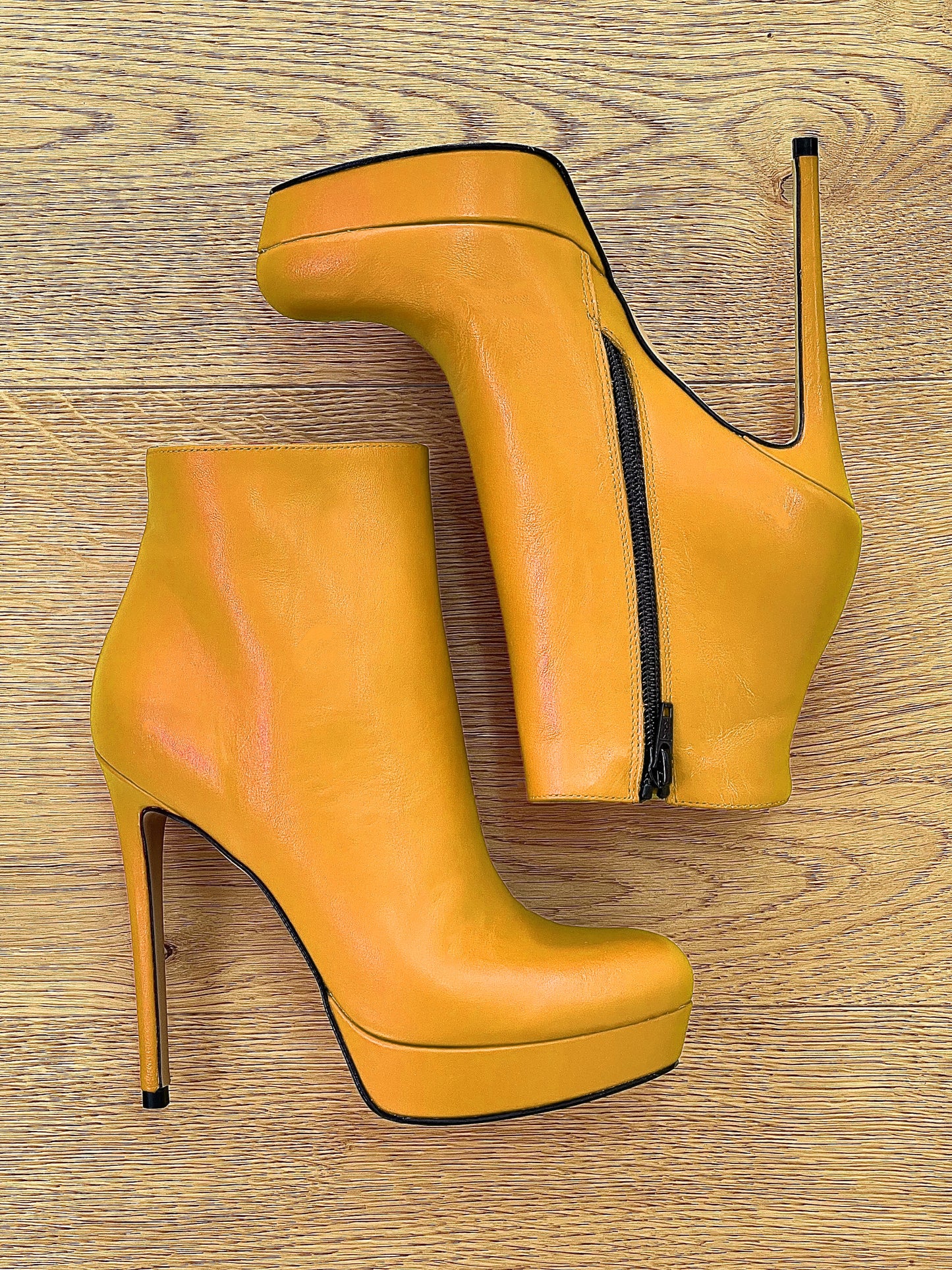 LOREN LEATHER AMARELO