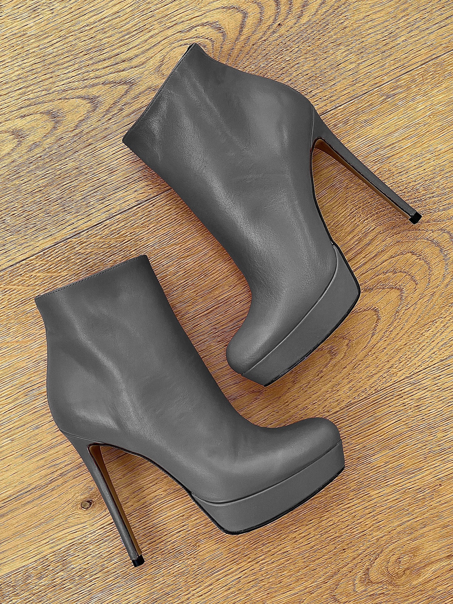 LOREN LEATHER CINZENTO