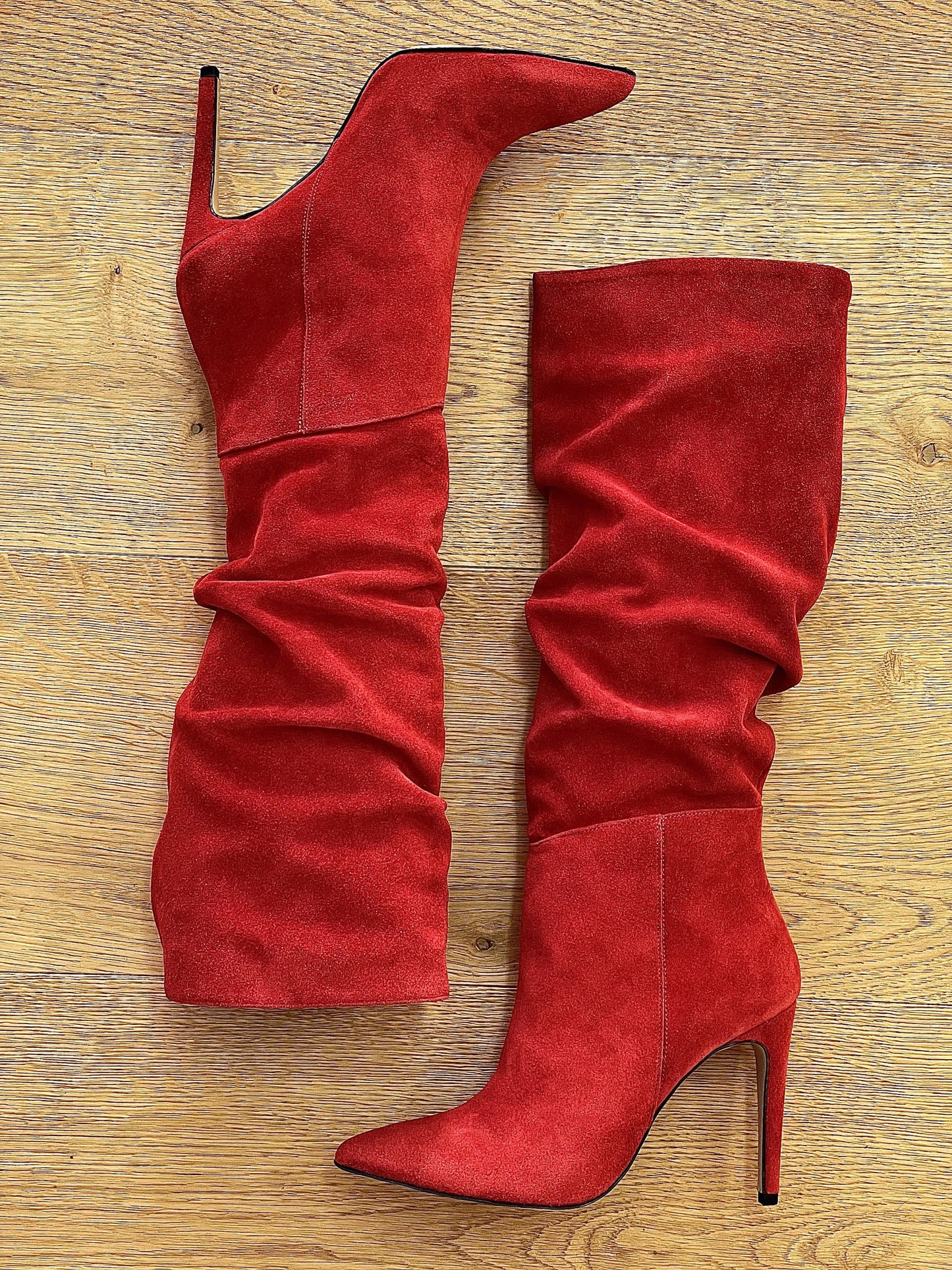 ARZU VERMELHO SUEDE