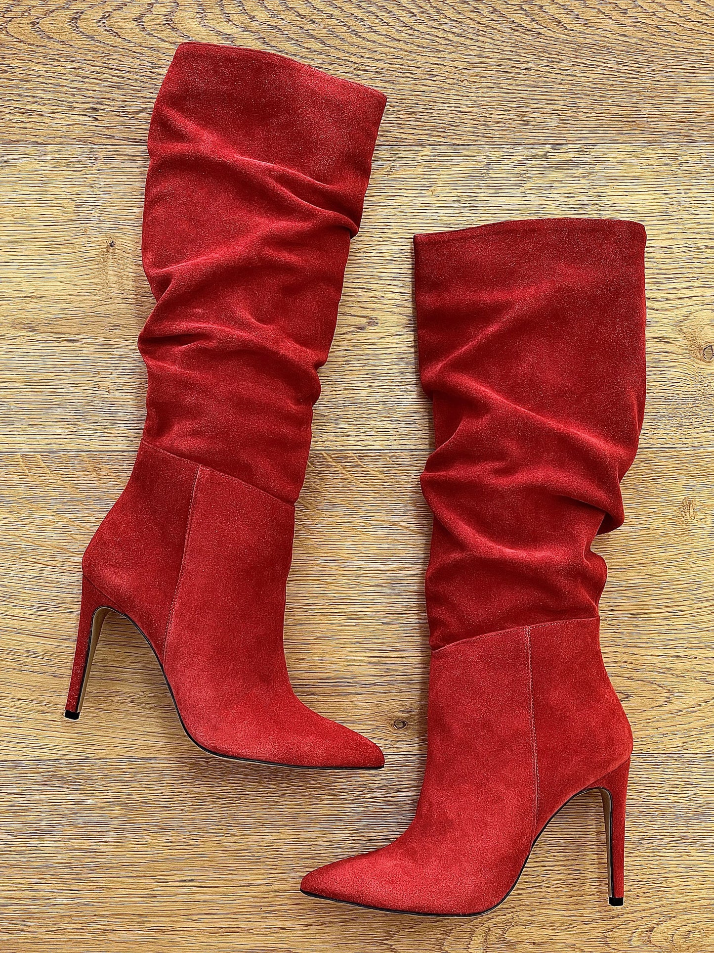 ARZU VERMELHO SUEDE