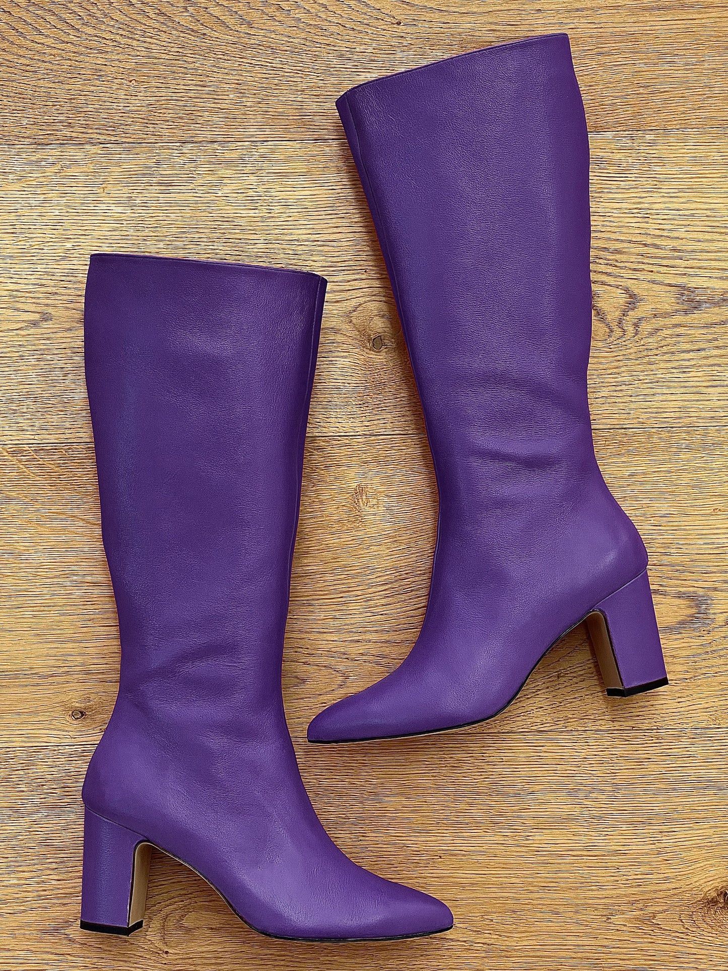 MARCA DE COURO ROXO
