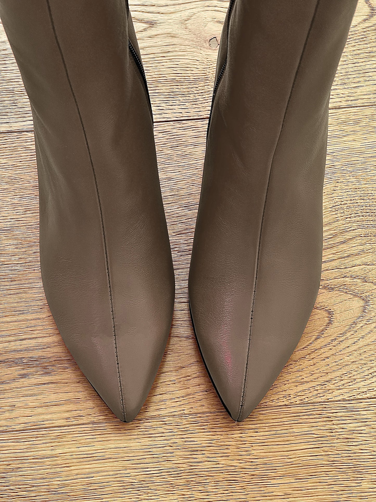 PELE MARK TAUPE
