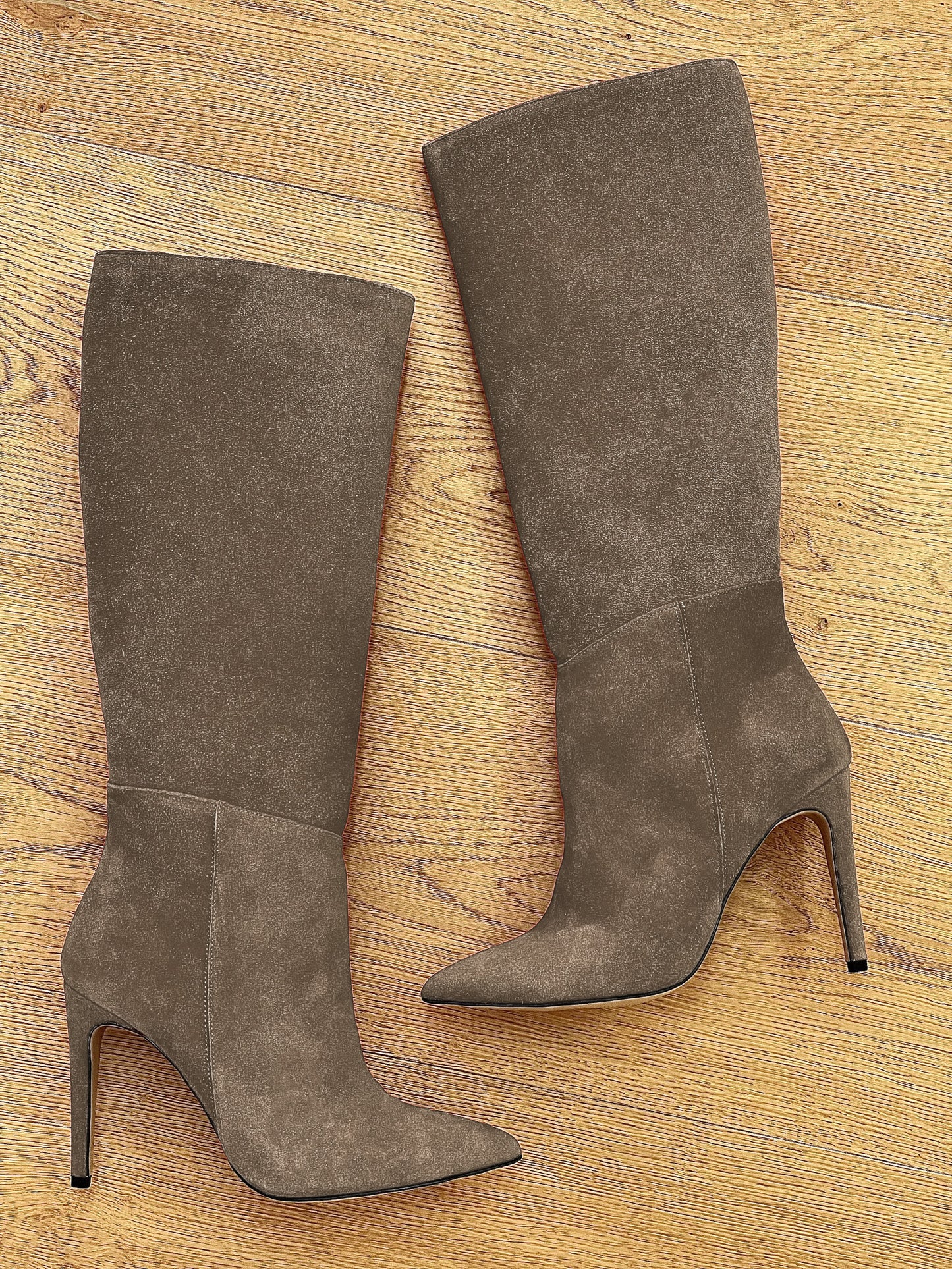 MAYA SUEDE TAUPE