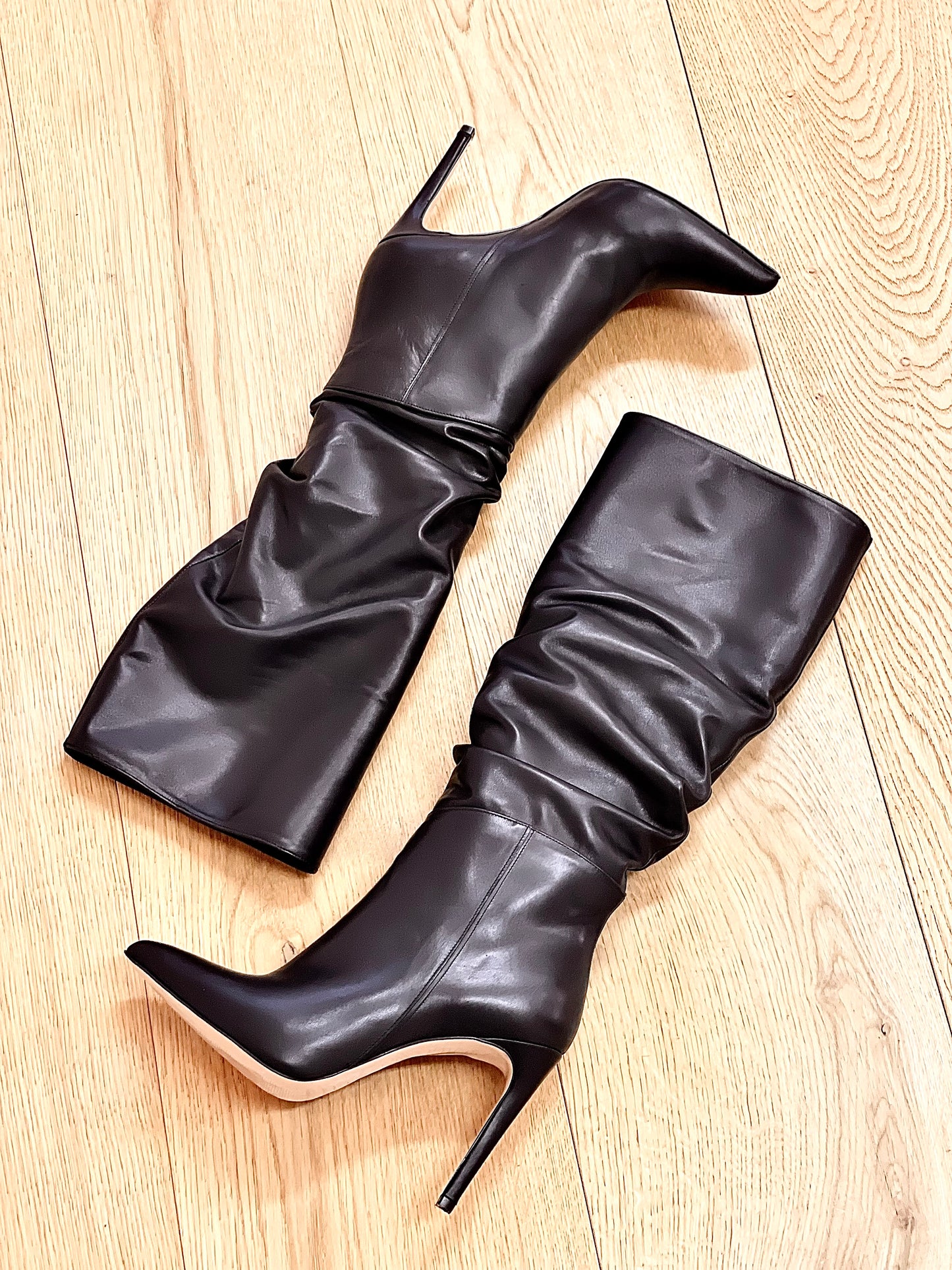 ARZU LEATHER PRETO