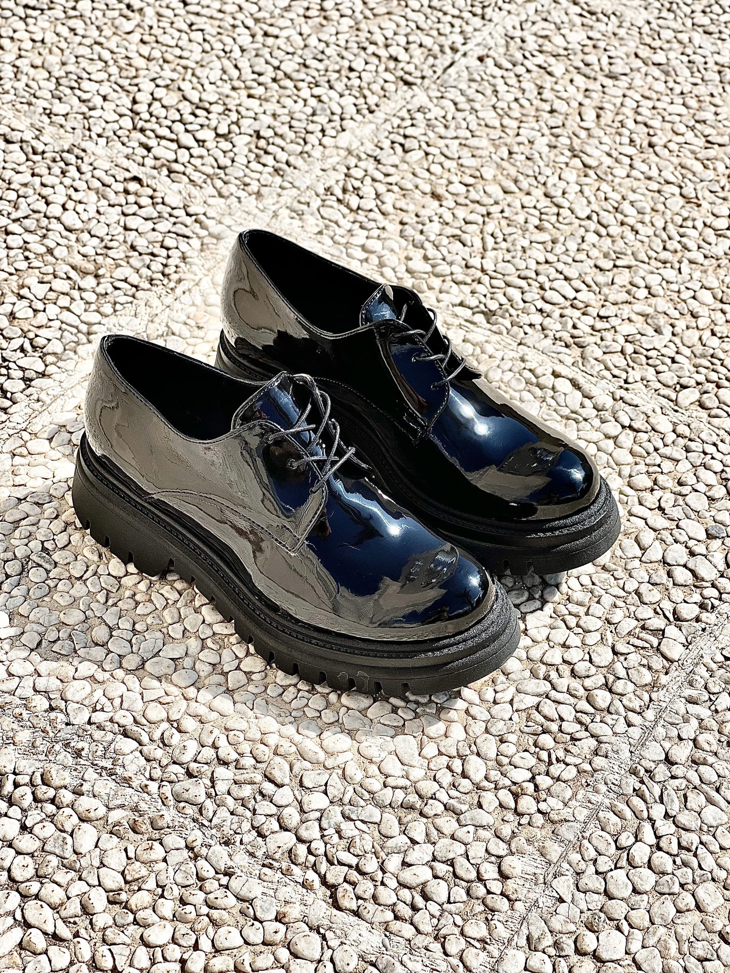 ZADY COURO ENVERNIZADO PRETO