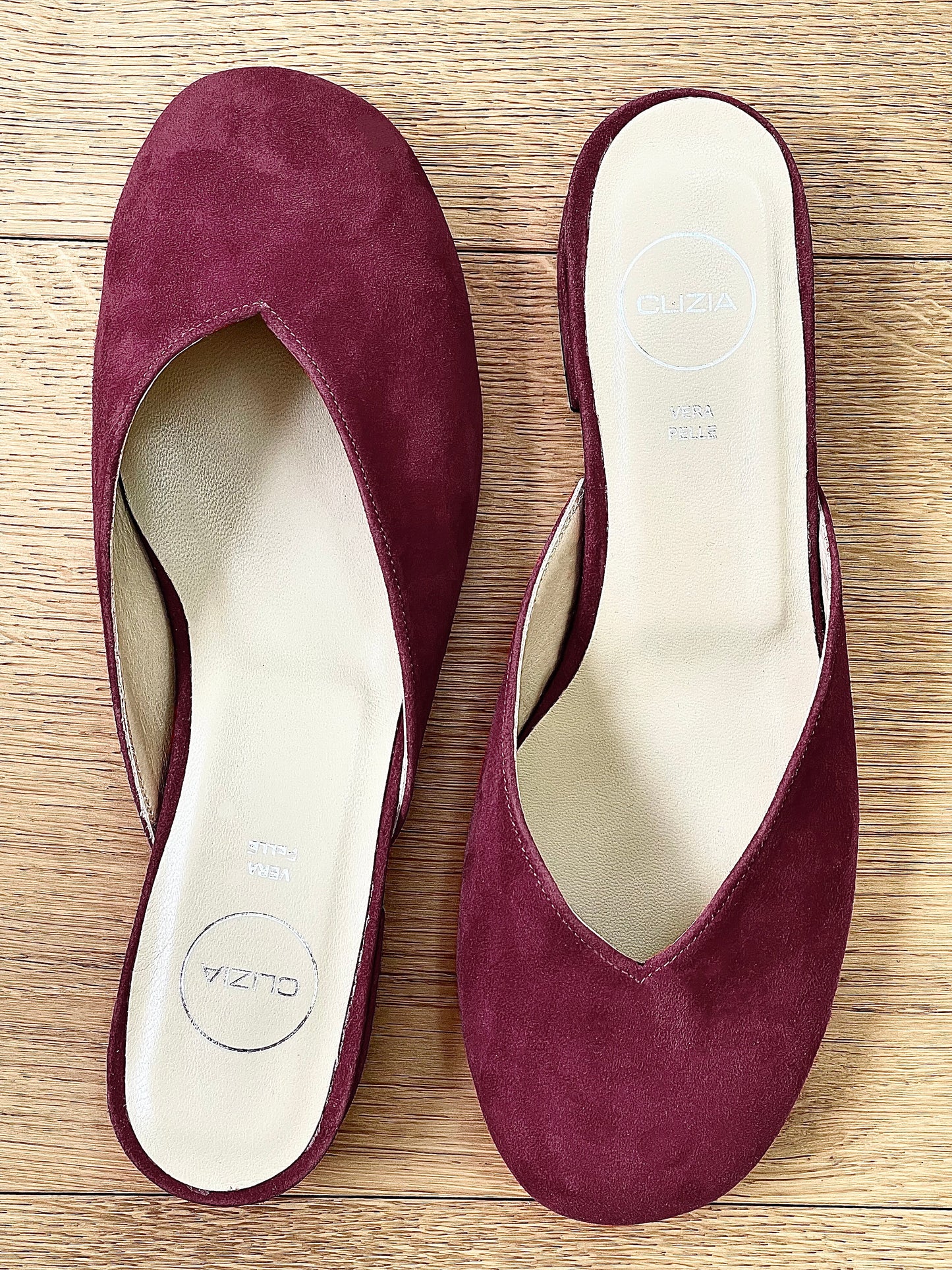 SULLY PIELE DE CĂPRIOARĂ BURGUNDY
