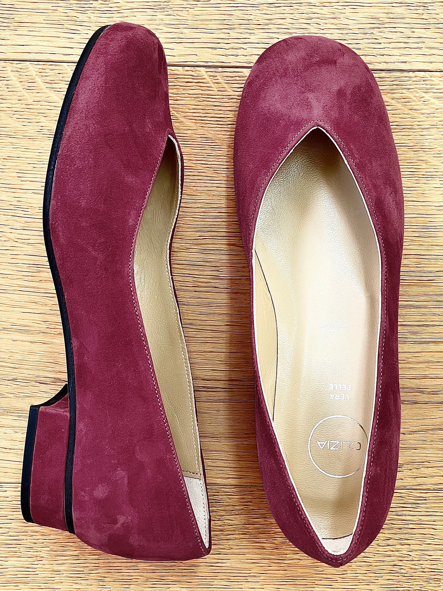 ANJA PIELE DE CĂPRIOARĂ BURGUNDY