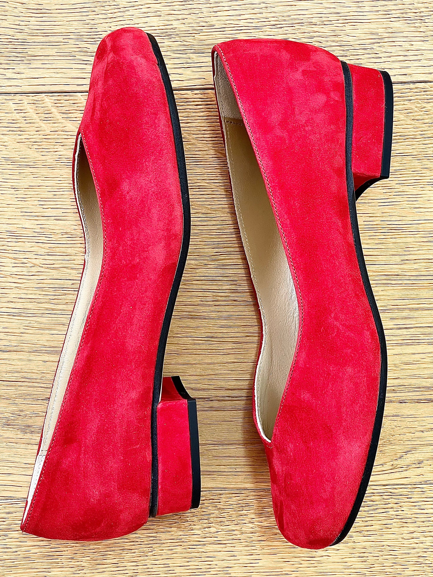 ANJA RED SUEDE