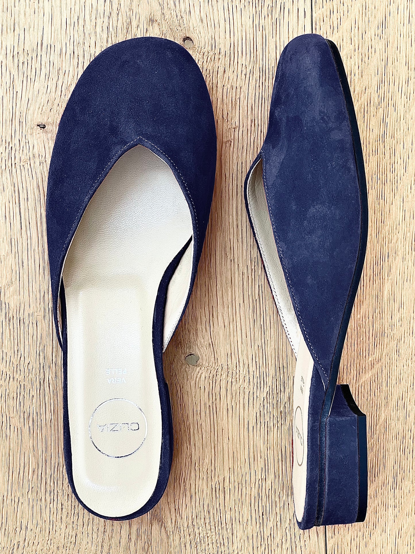 SULLY SUEDE ALBASTRU