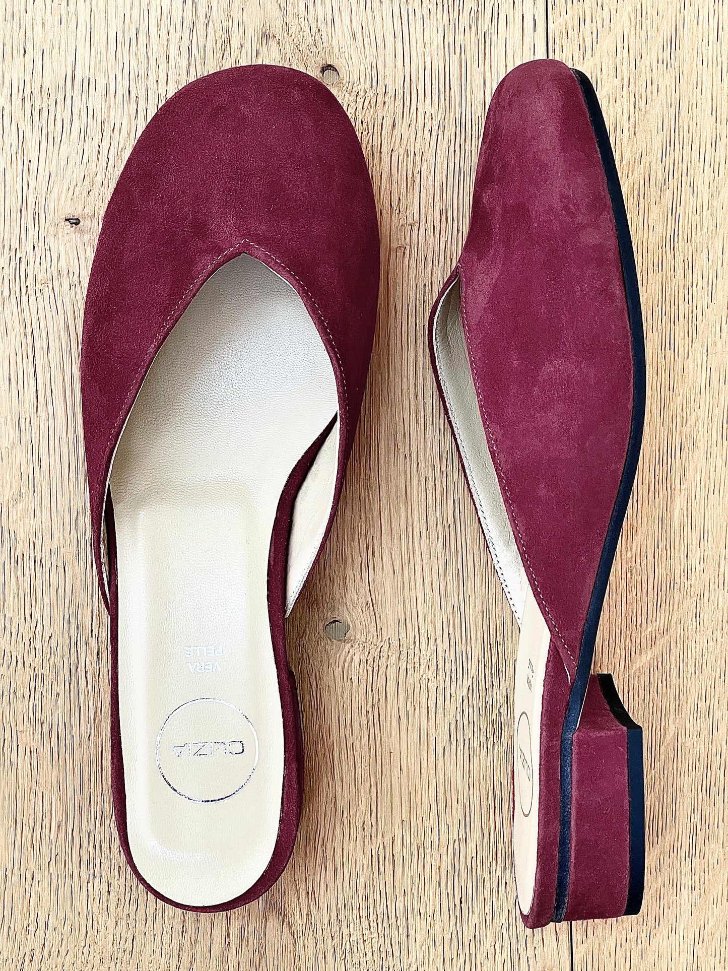 SULLY PIELE DE CĂPRIOARĂ BURGUNDY