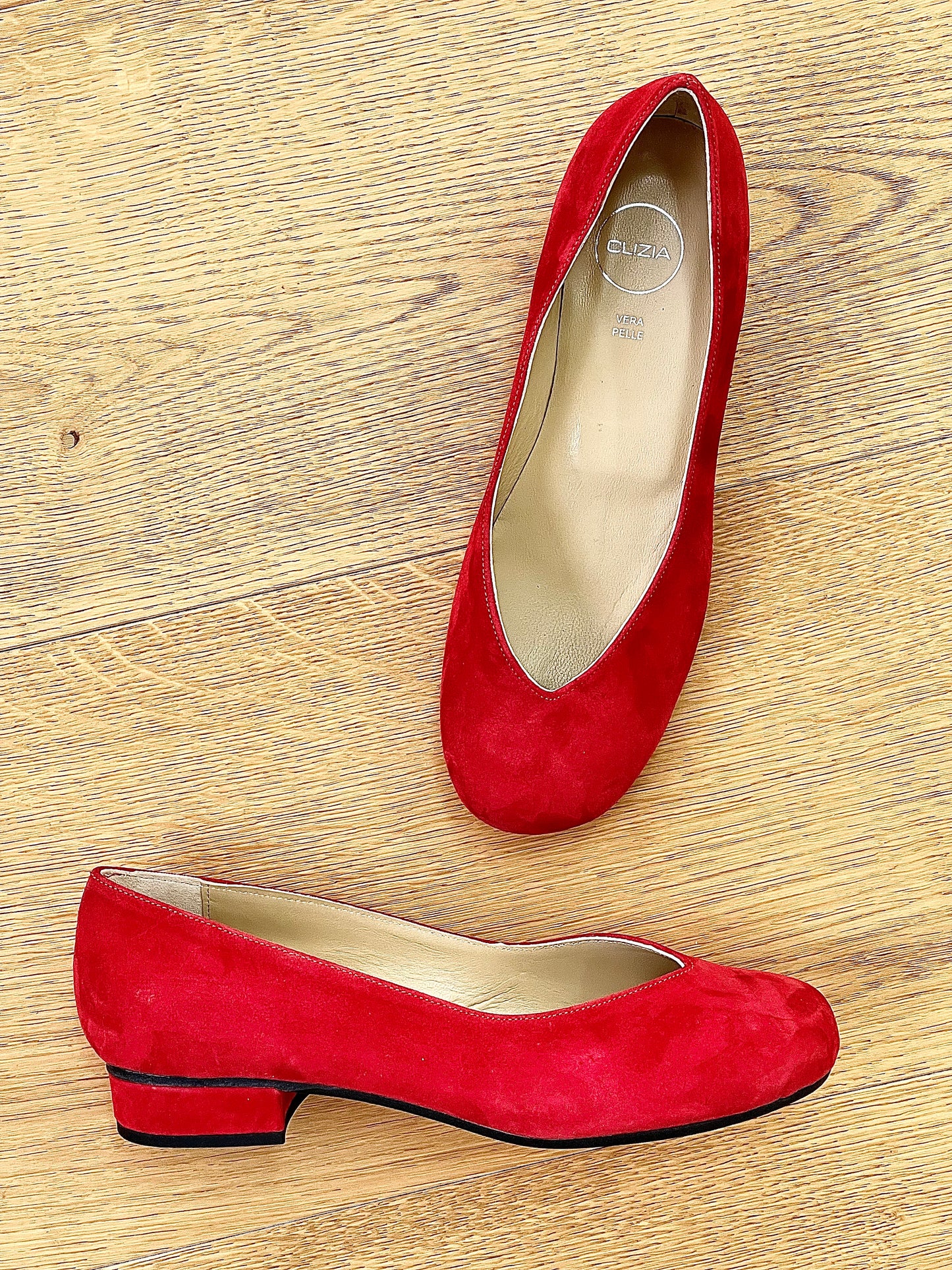 ANJA RED SUEDE