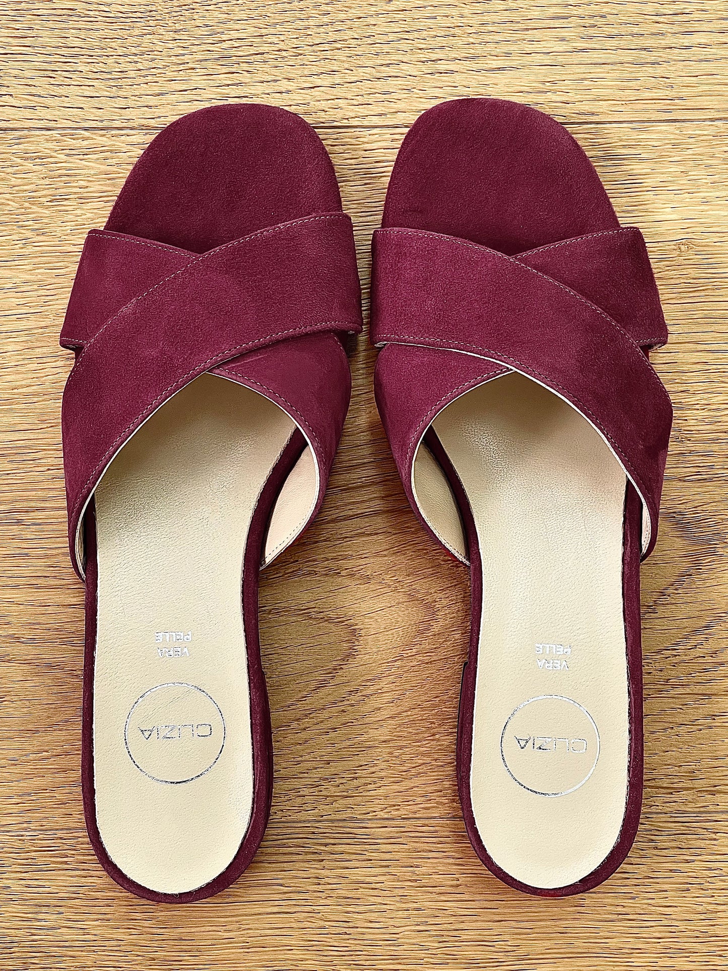 URIEL BURGUNDY SUEDE