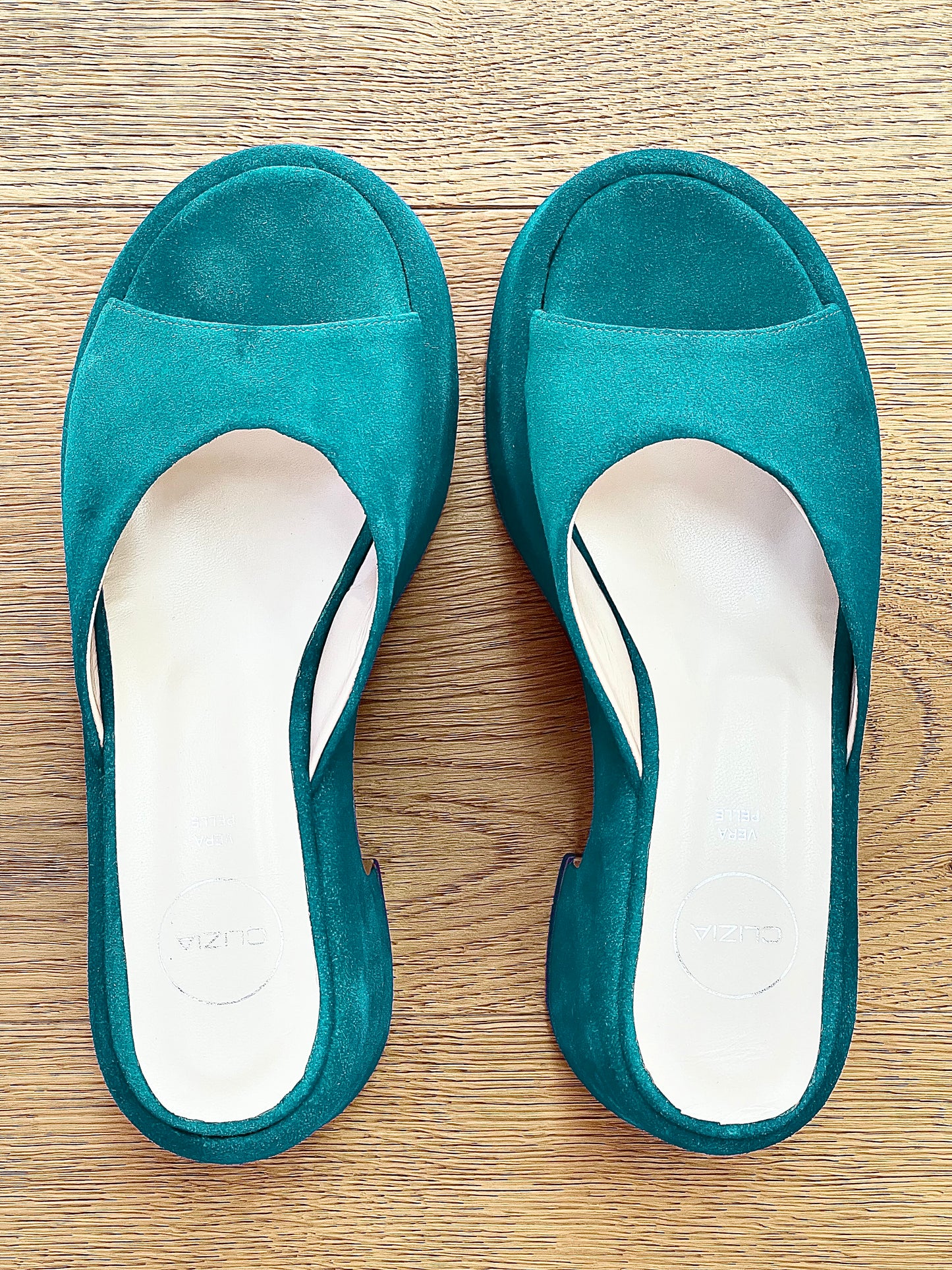 JACKIE SUEDE ALBASTRU