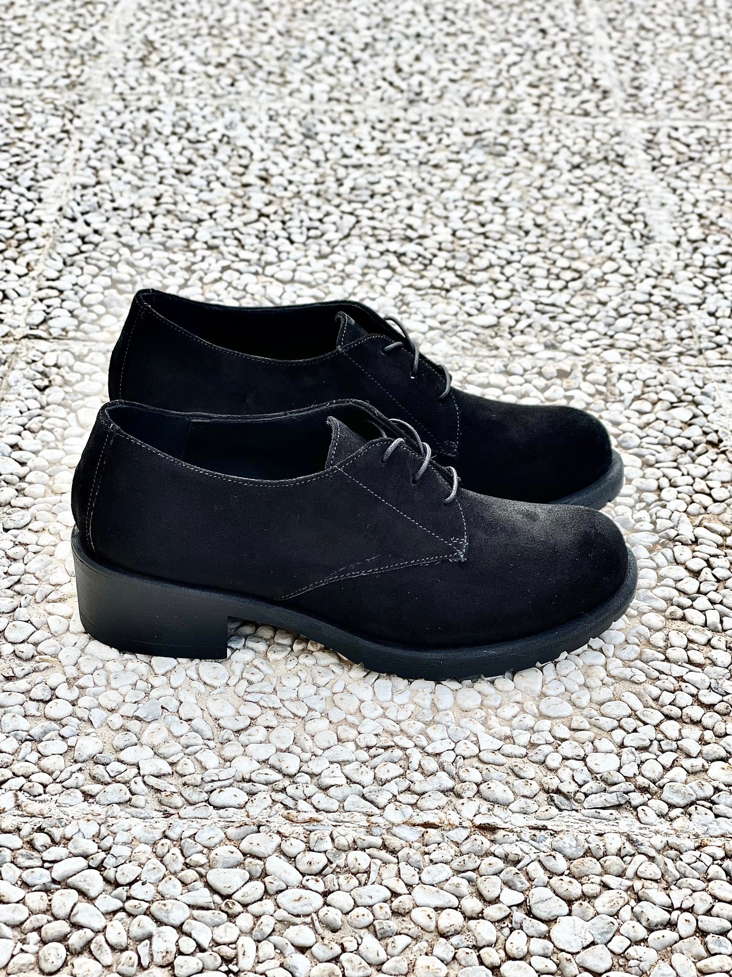 YO-YO DIN PIELE DE CĂPRIOARĂ NEAGRĂ