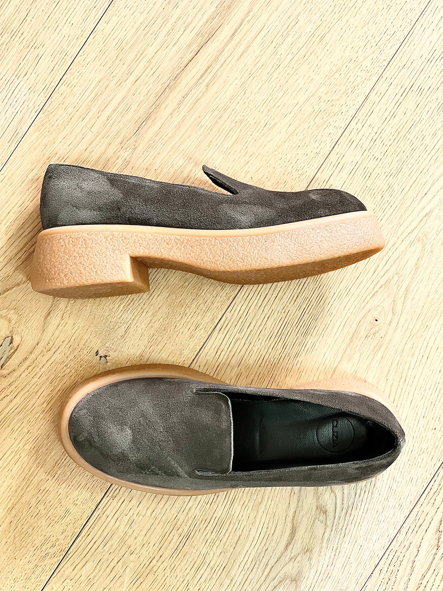 ZENO SUEDE KAKI
