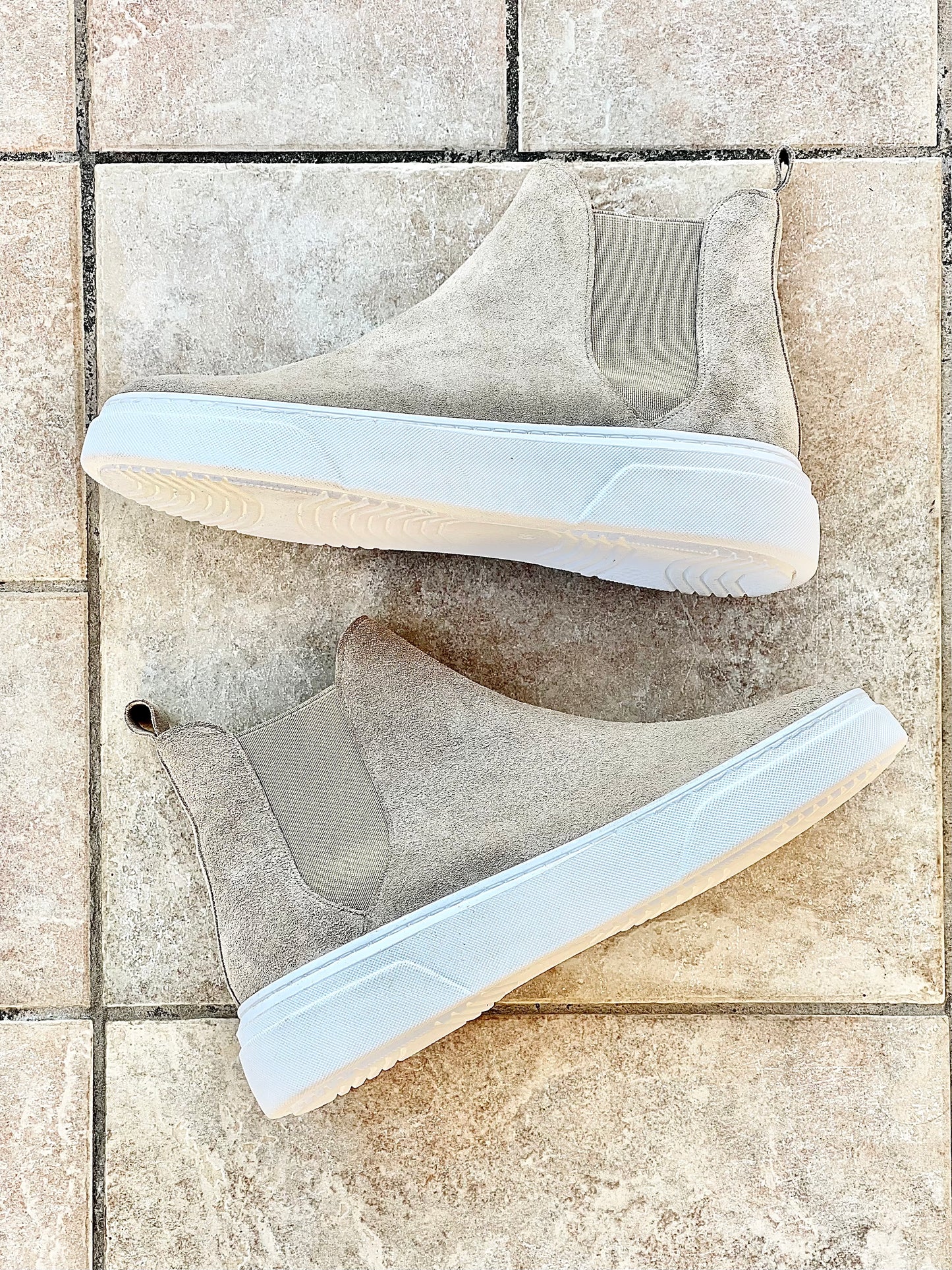 TELLY SUEDE NISIP