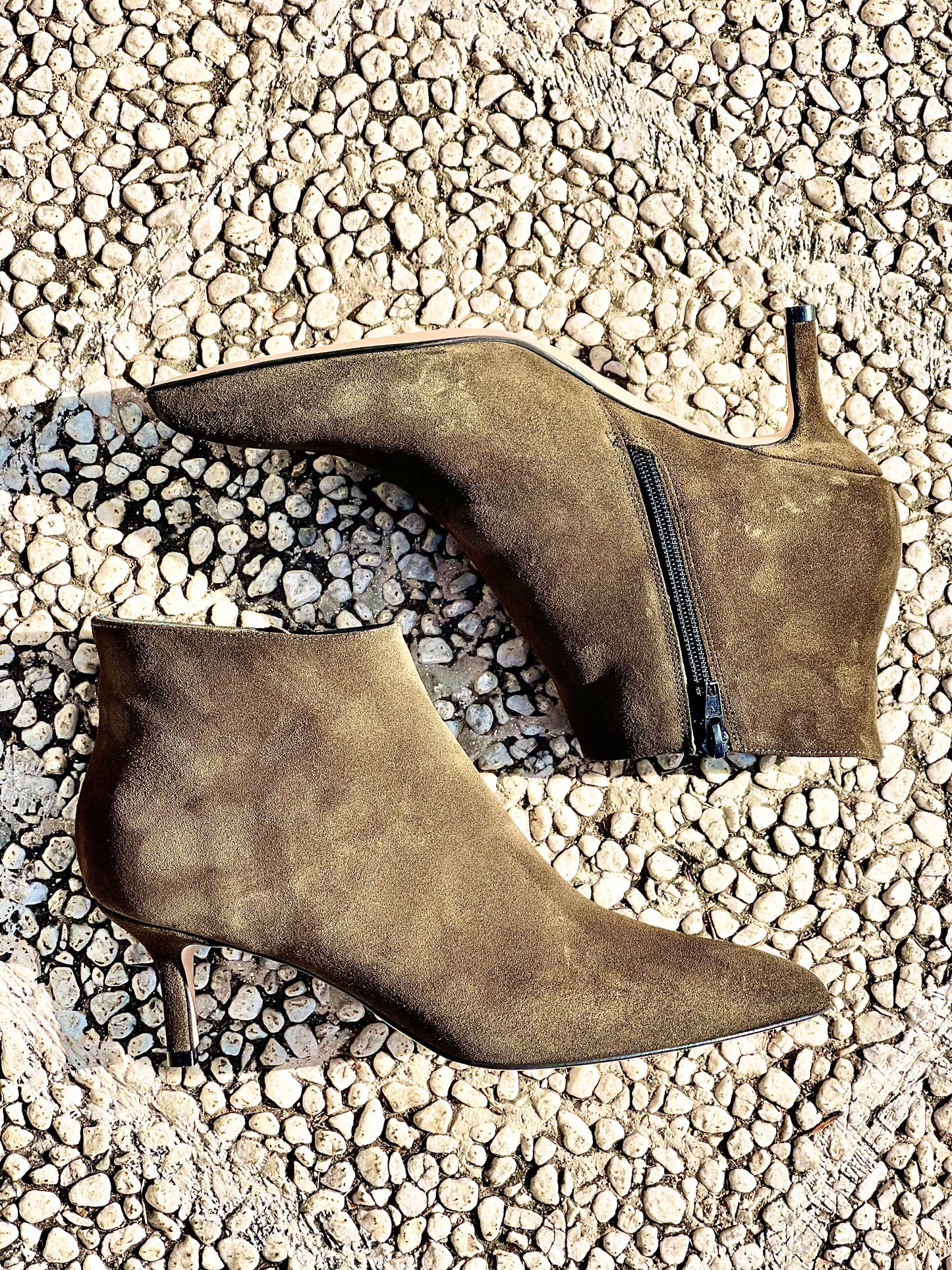 TITTY SUEDE KAKI
