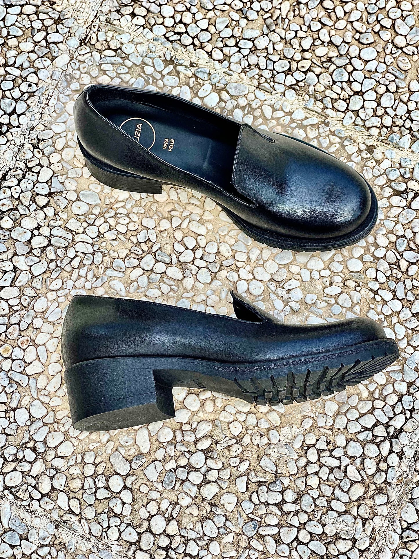 PIELE NEAGRĂ KIKO