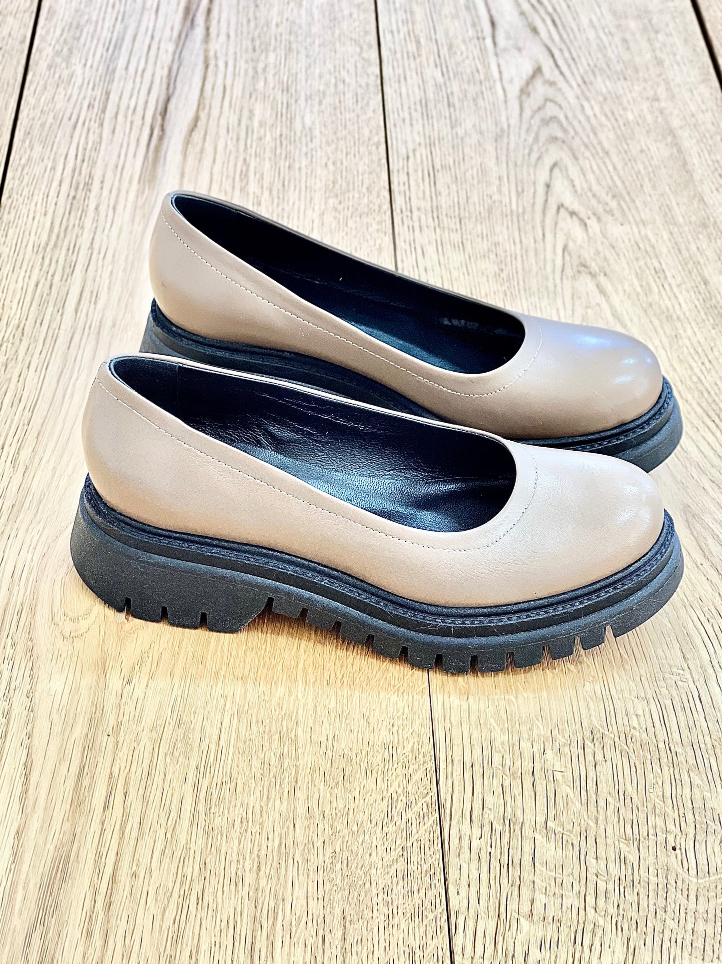 PIELE DE CHIHLIMBAR TAUPE