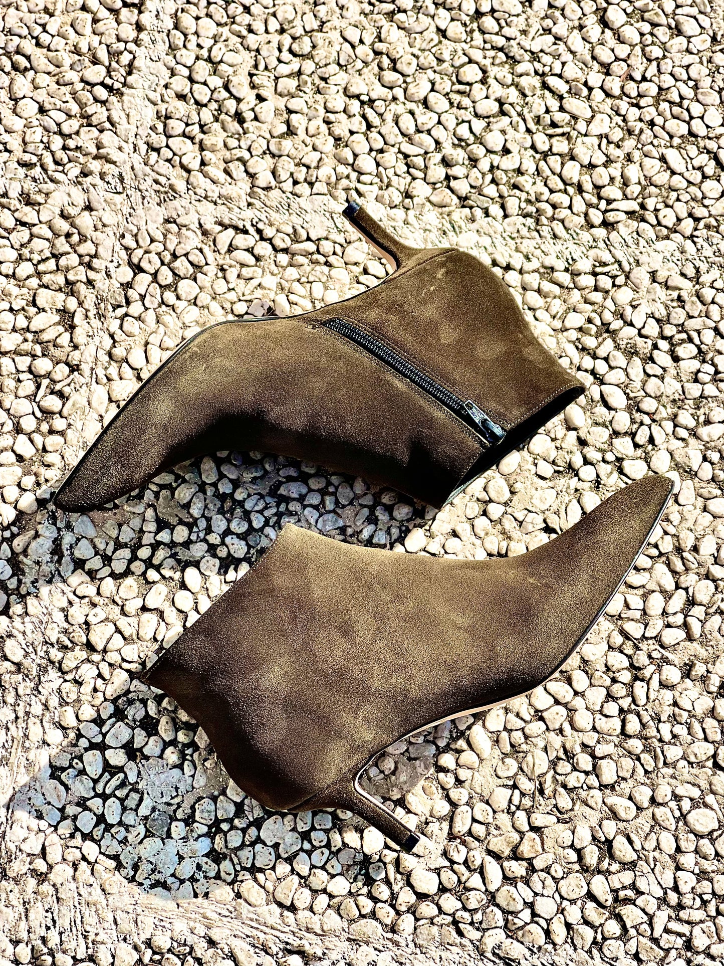 TITTY SUEDE KAKI