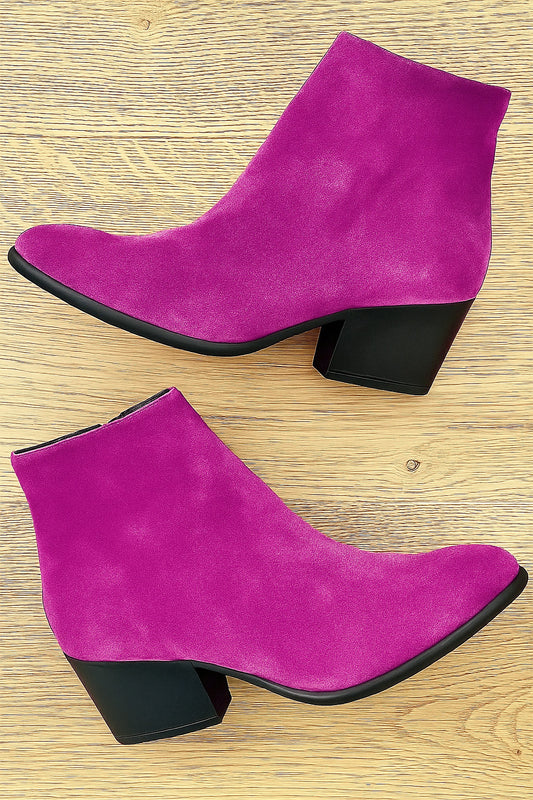 ELISABET CAMOSCIO FUCHSIA