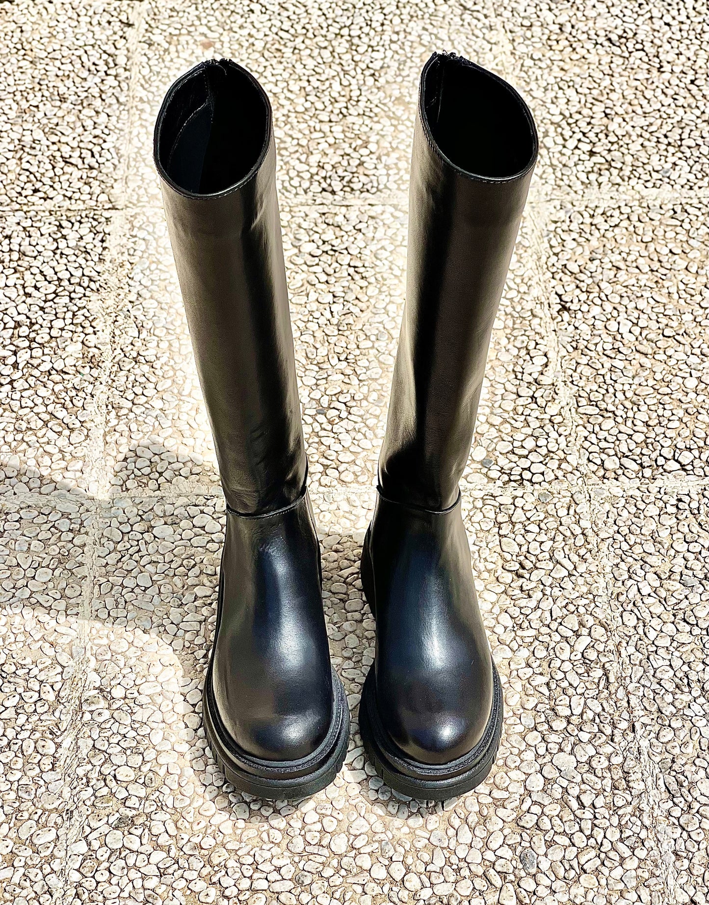SELVA BLACK