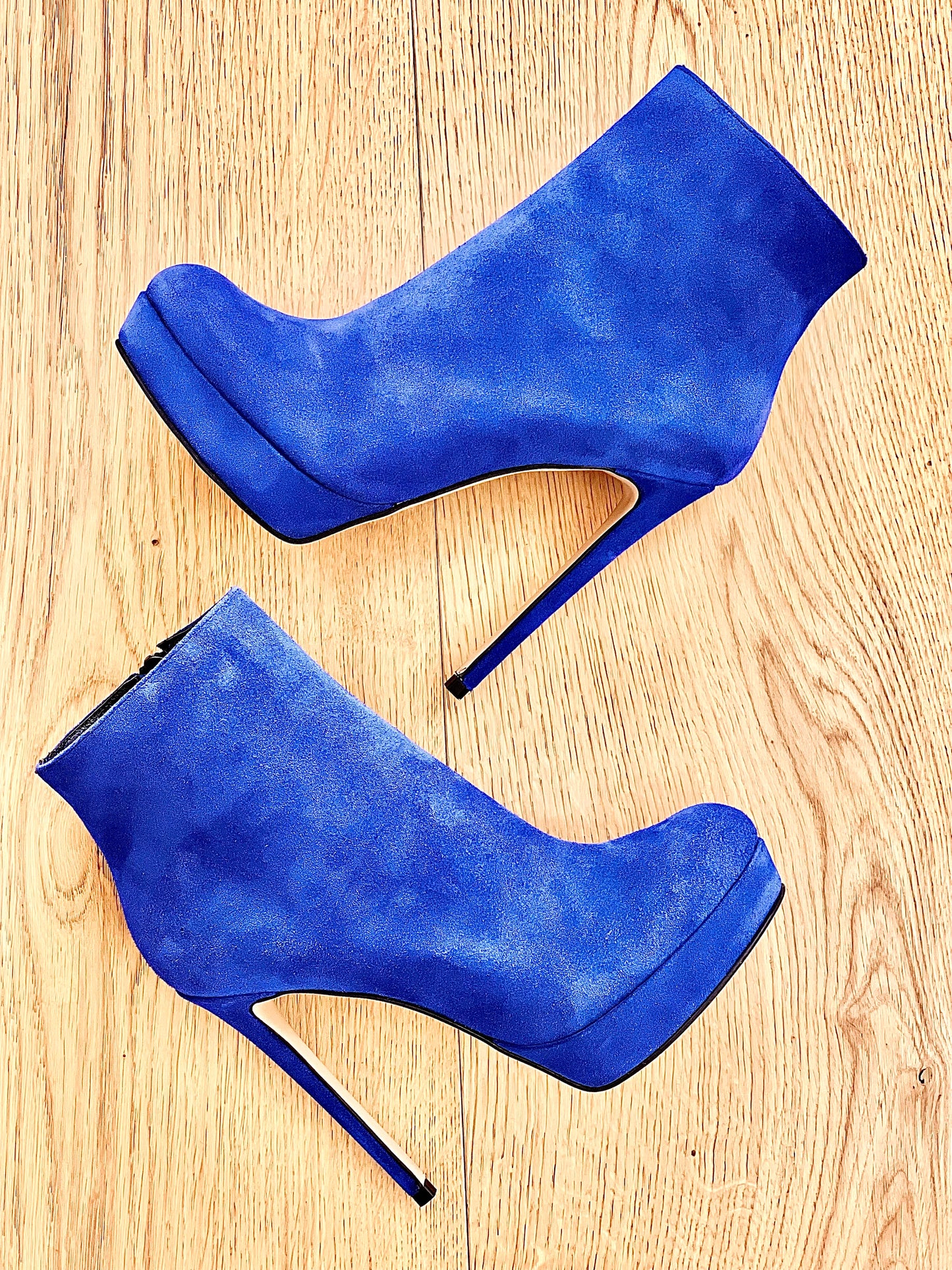 LOREN SUEDE BLUETTE