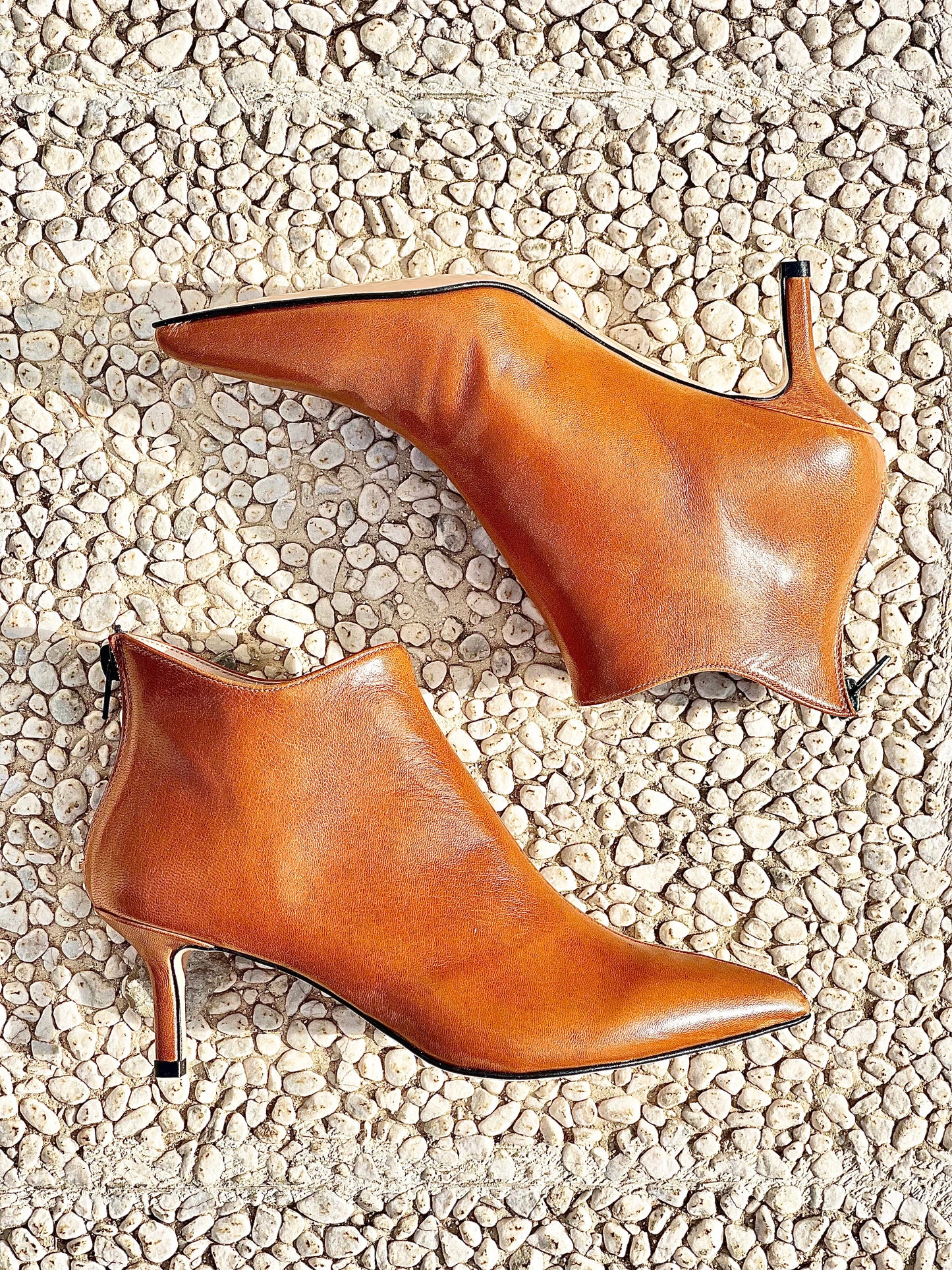 GHITA LEATHER