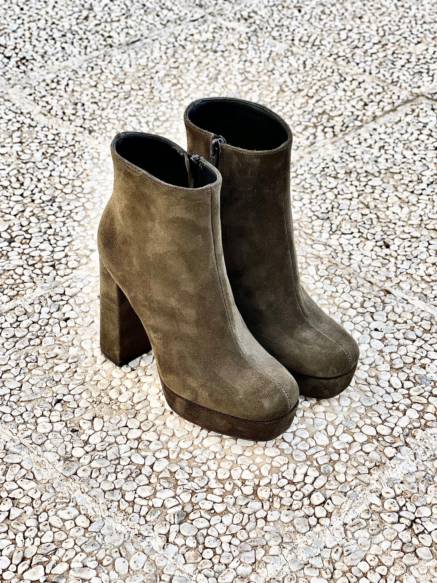 DETROIT SEMIŠOVÁ KHAKI