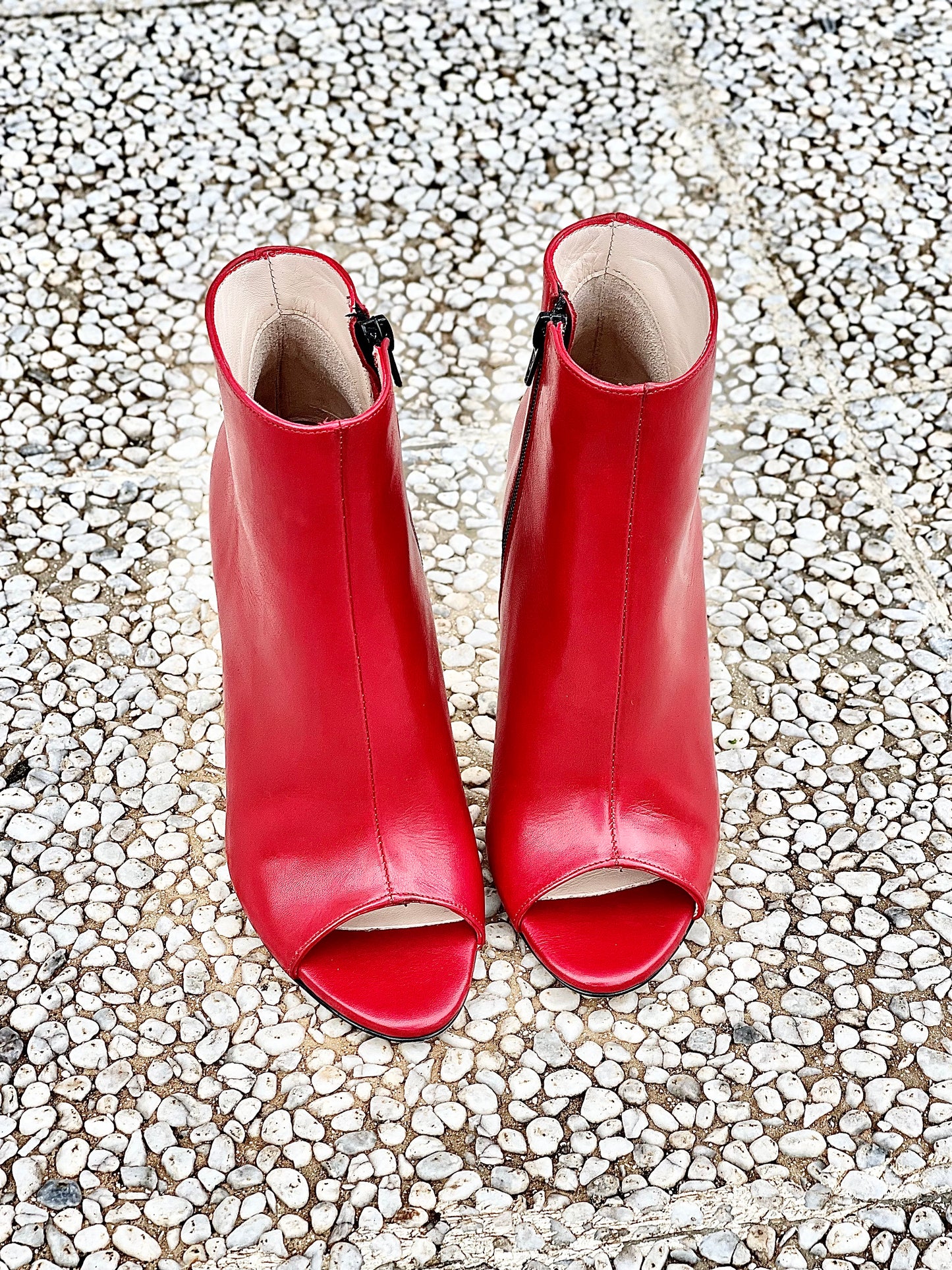 PARIS RED
