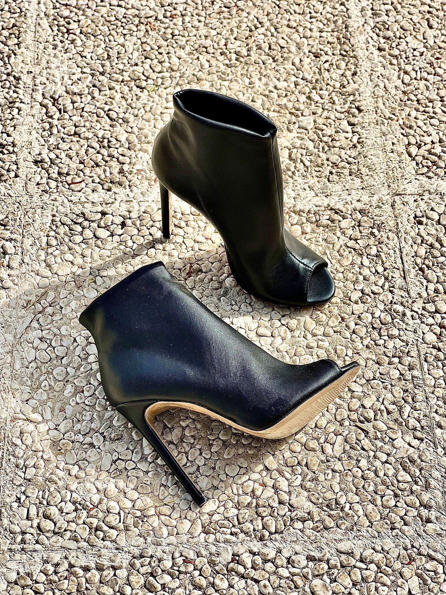 MALLOW BLACK