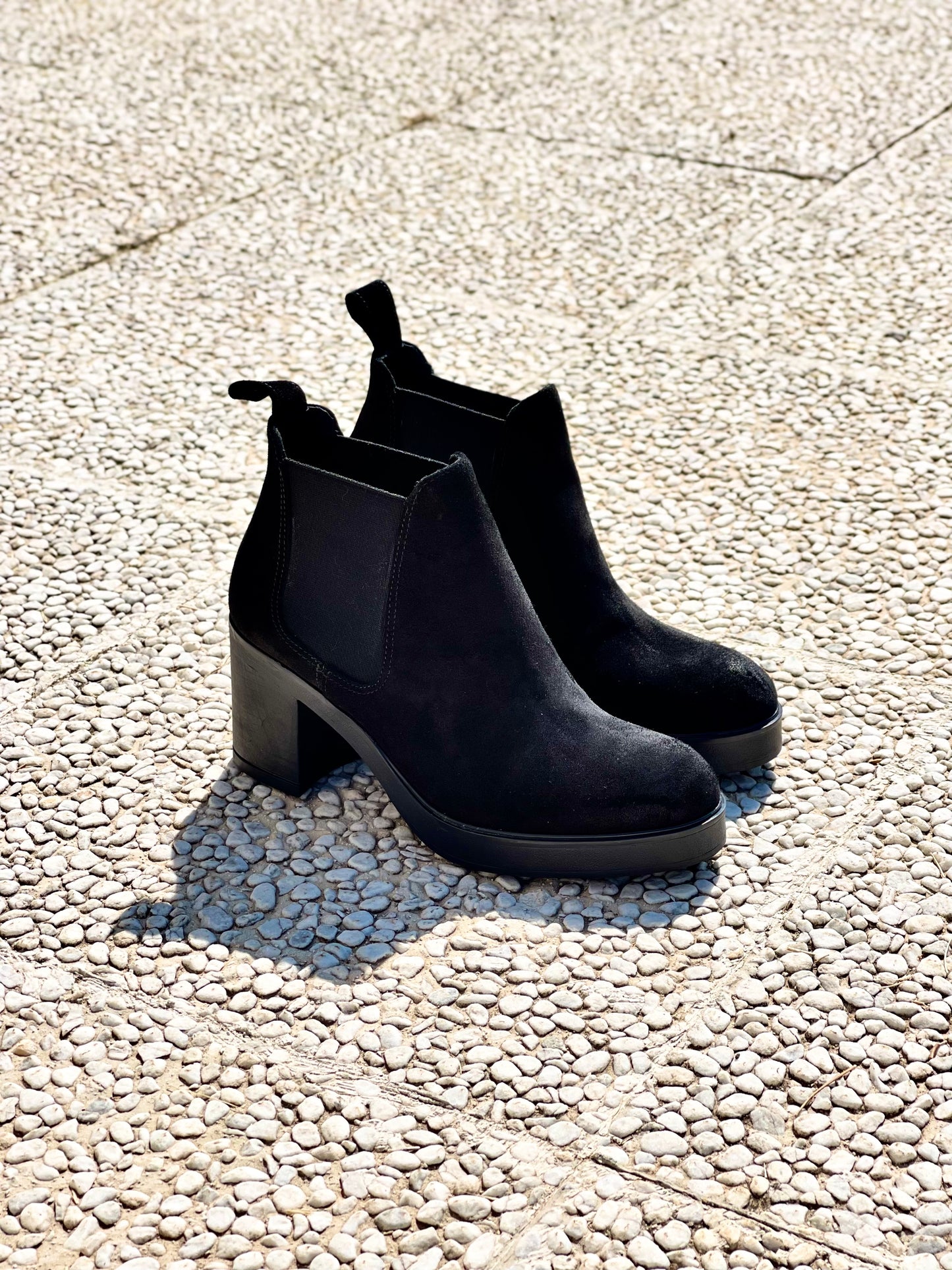 ZAIRA ČIERNY SEMIŠ