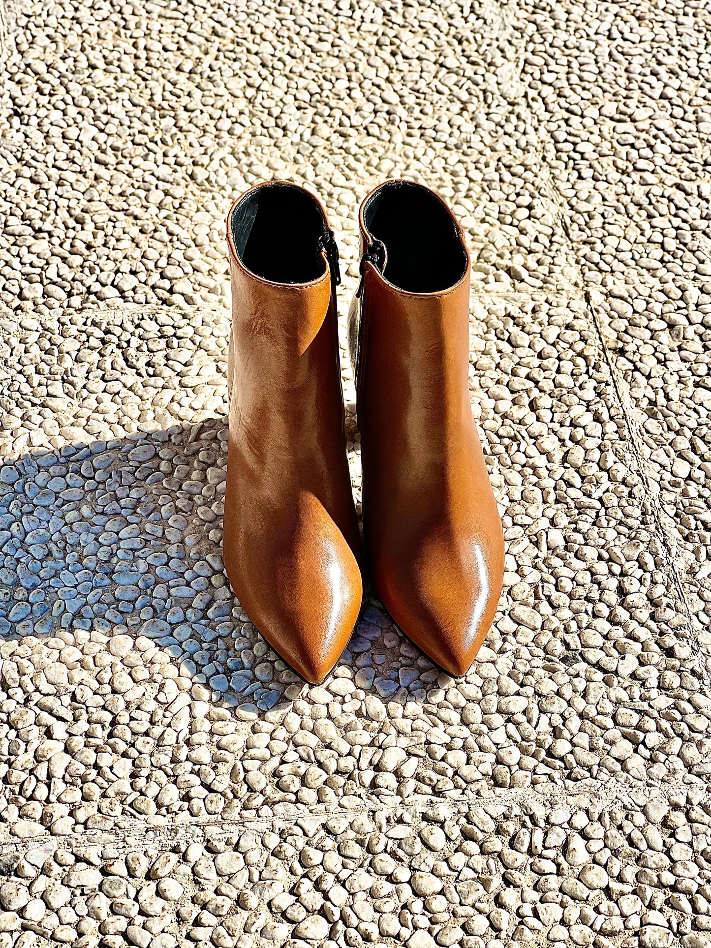 GEMINI LEATHER