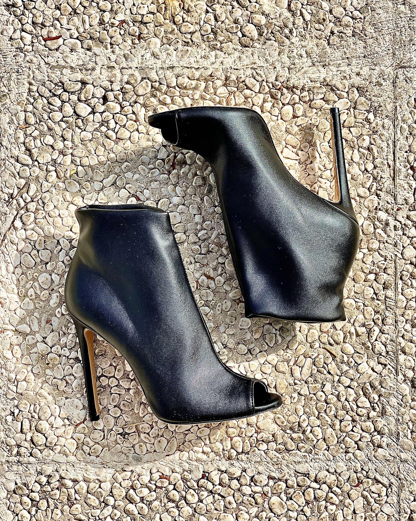 MALLOW BLACK