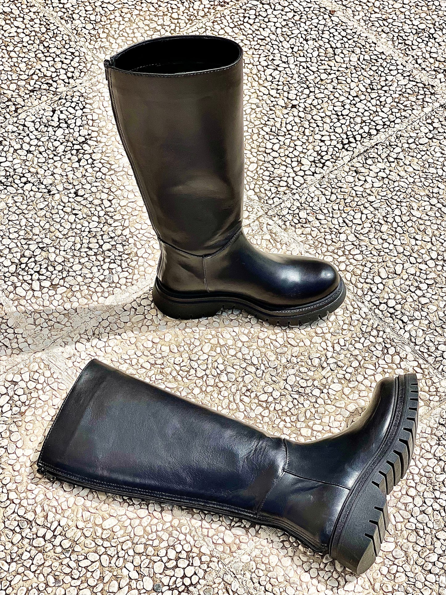 SELVA BLACK