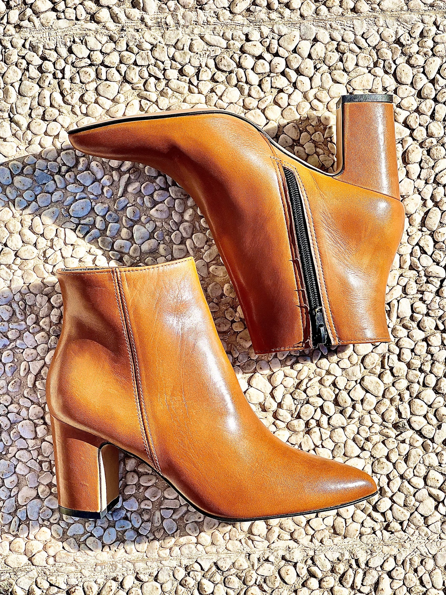 GEMINI LEATHER