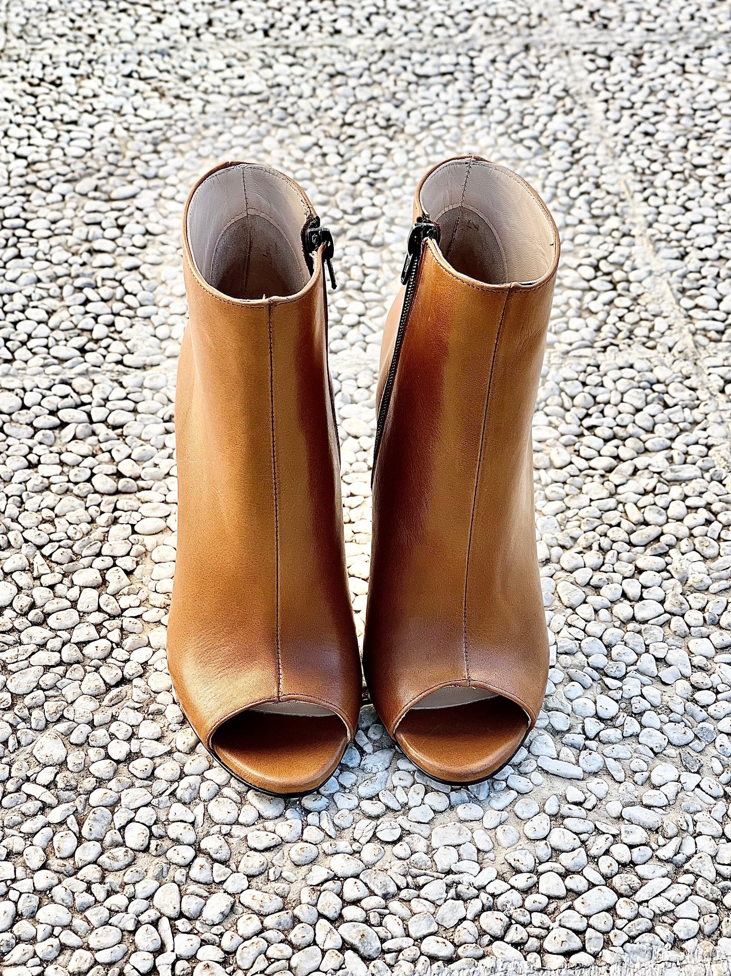 PARIS LEATHER