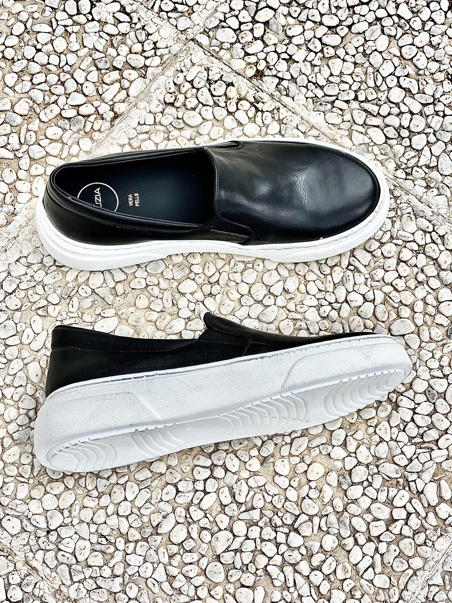 SMART BLACK