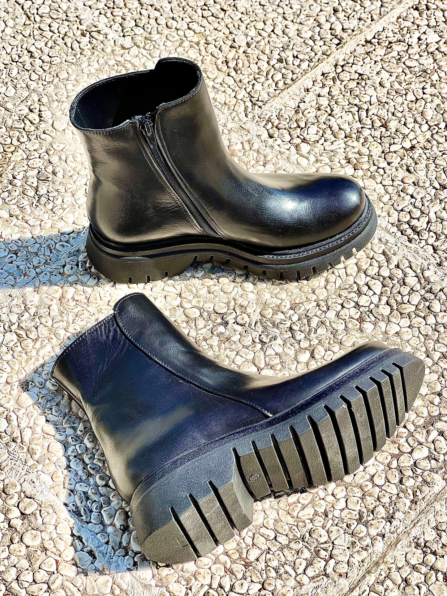 JIL BLACK